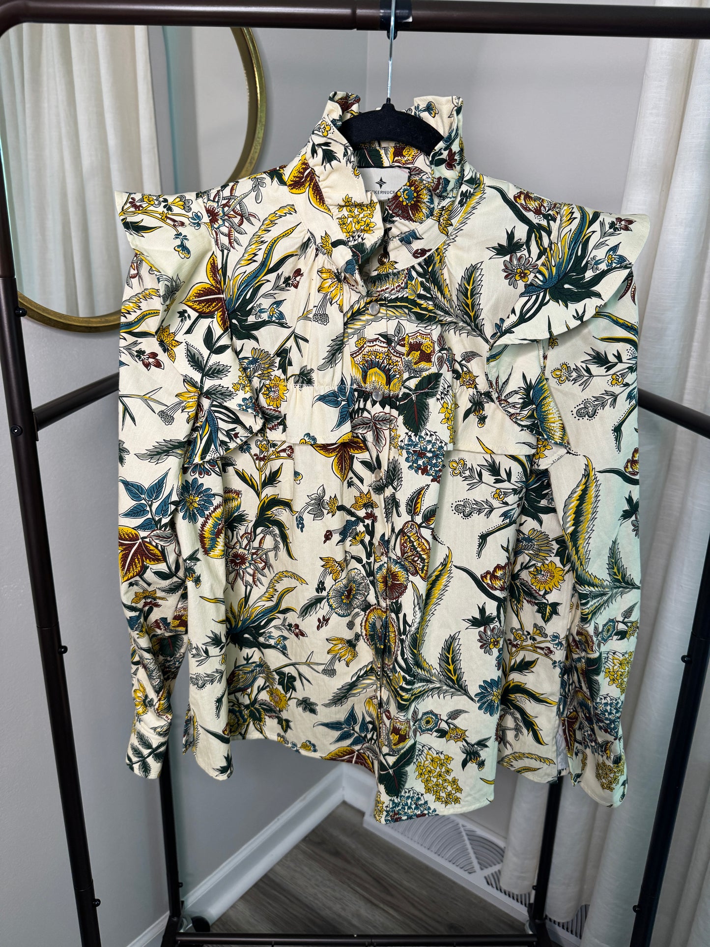 Tuckernuck Sharp Floral Winnie Blouse size M