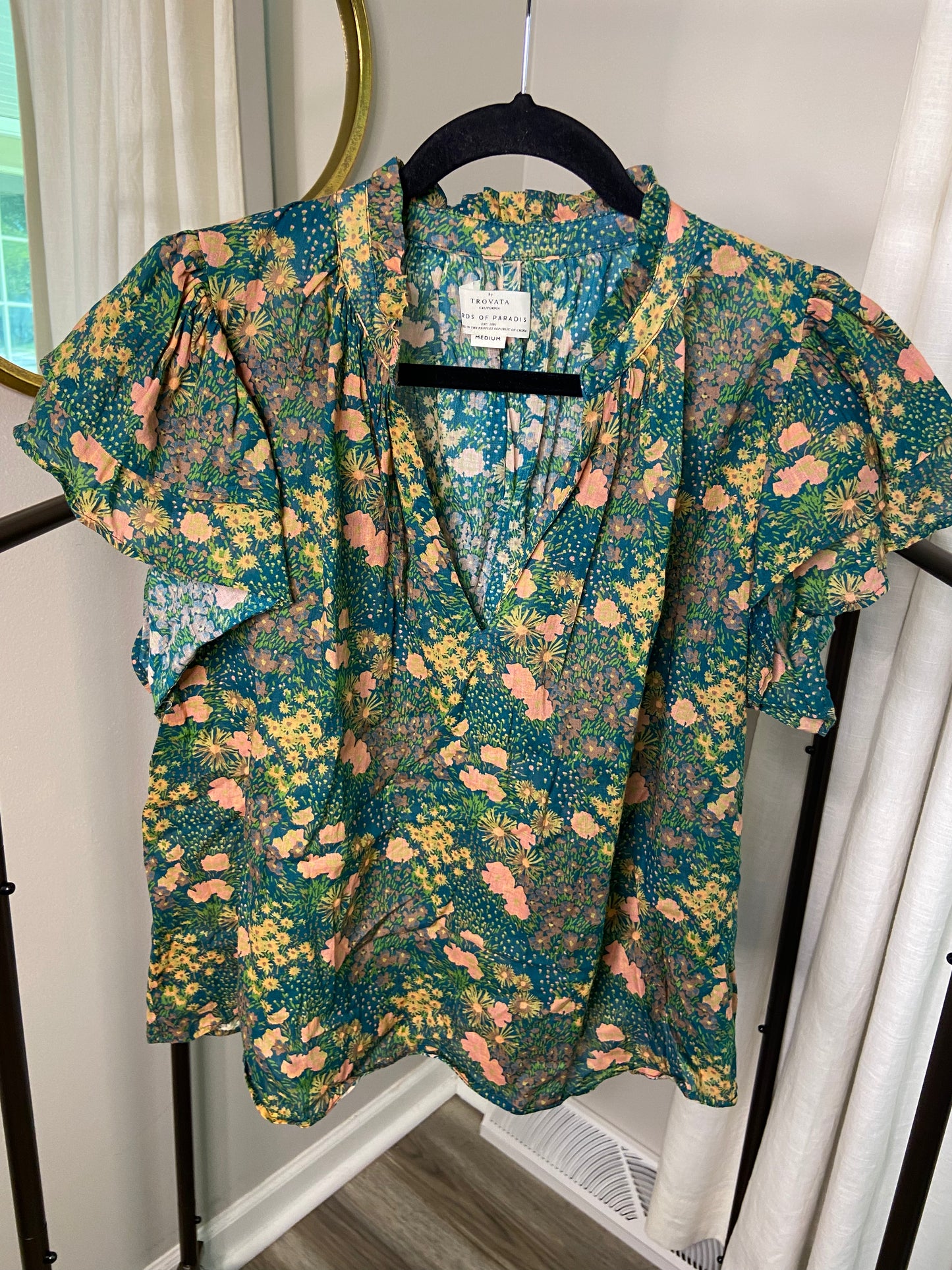 Trovata Birds of Paradis Clover Blouse size M