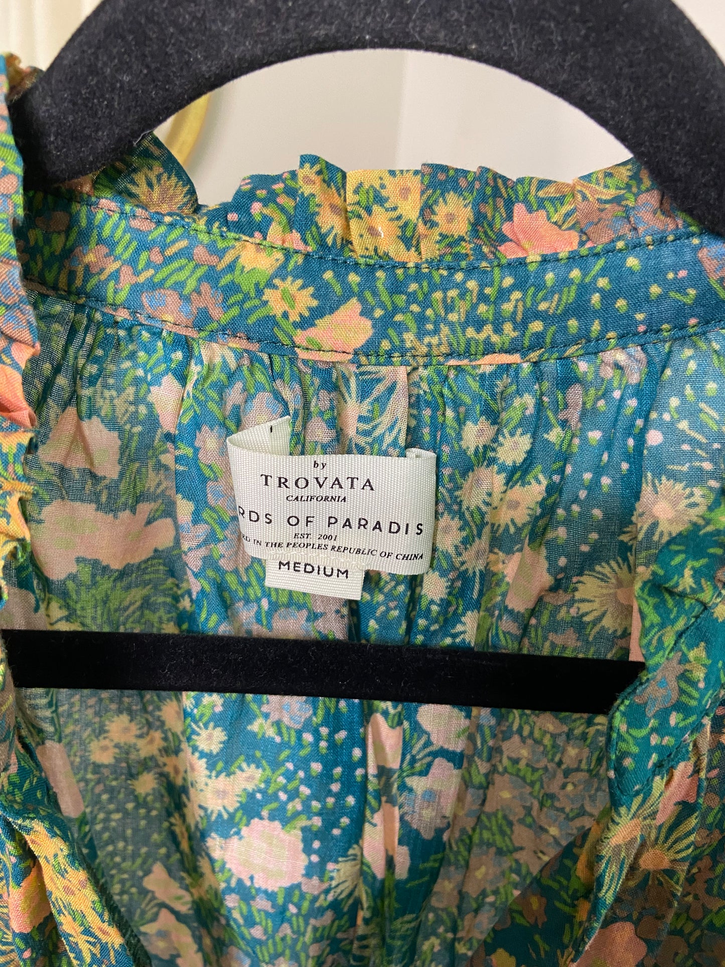 Trovata Birds of Paradis Clover Blouse size M