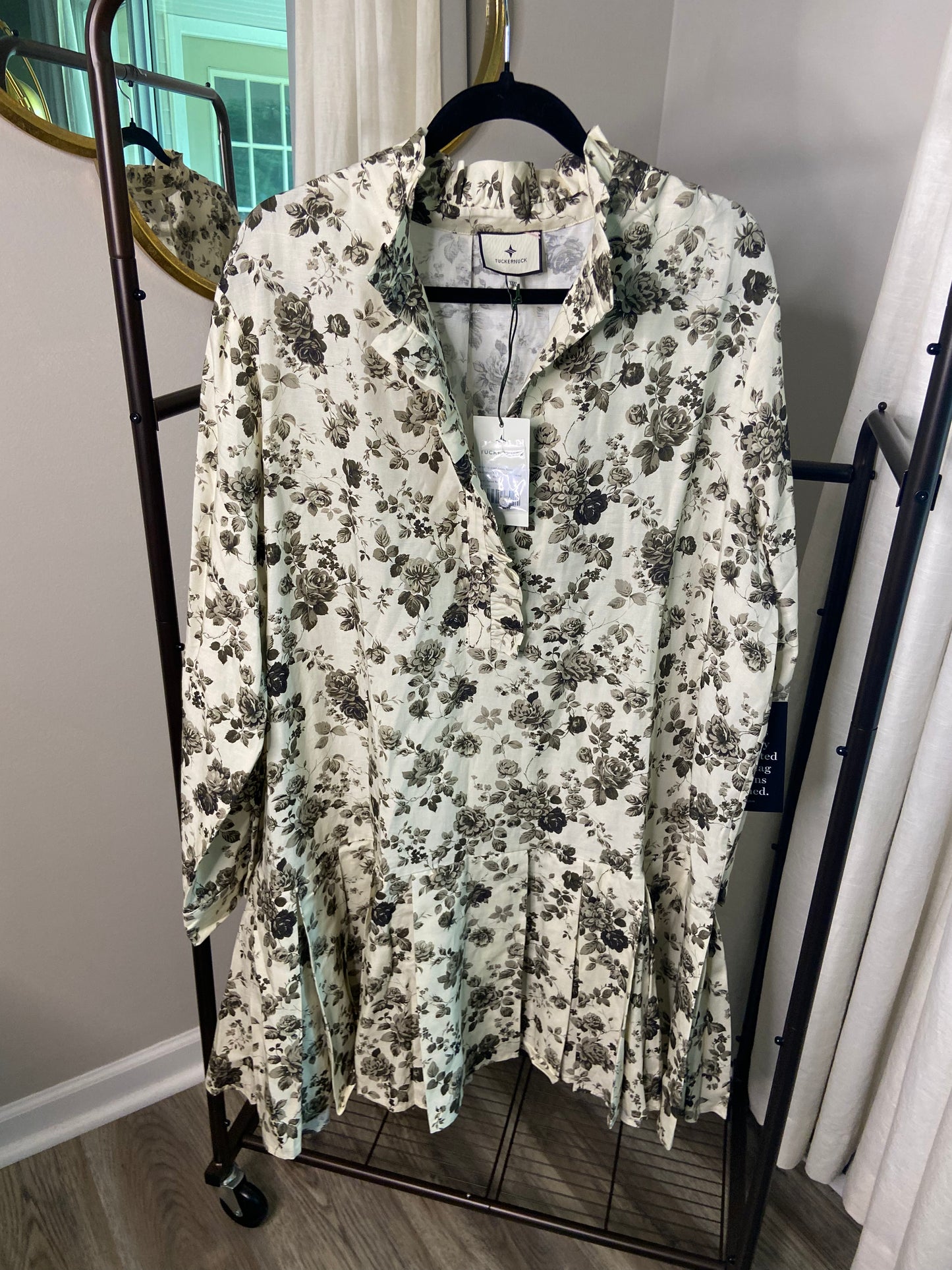 Tuckernuck Faded Roses Tate Dress size XXXL