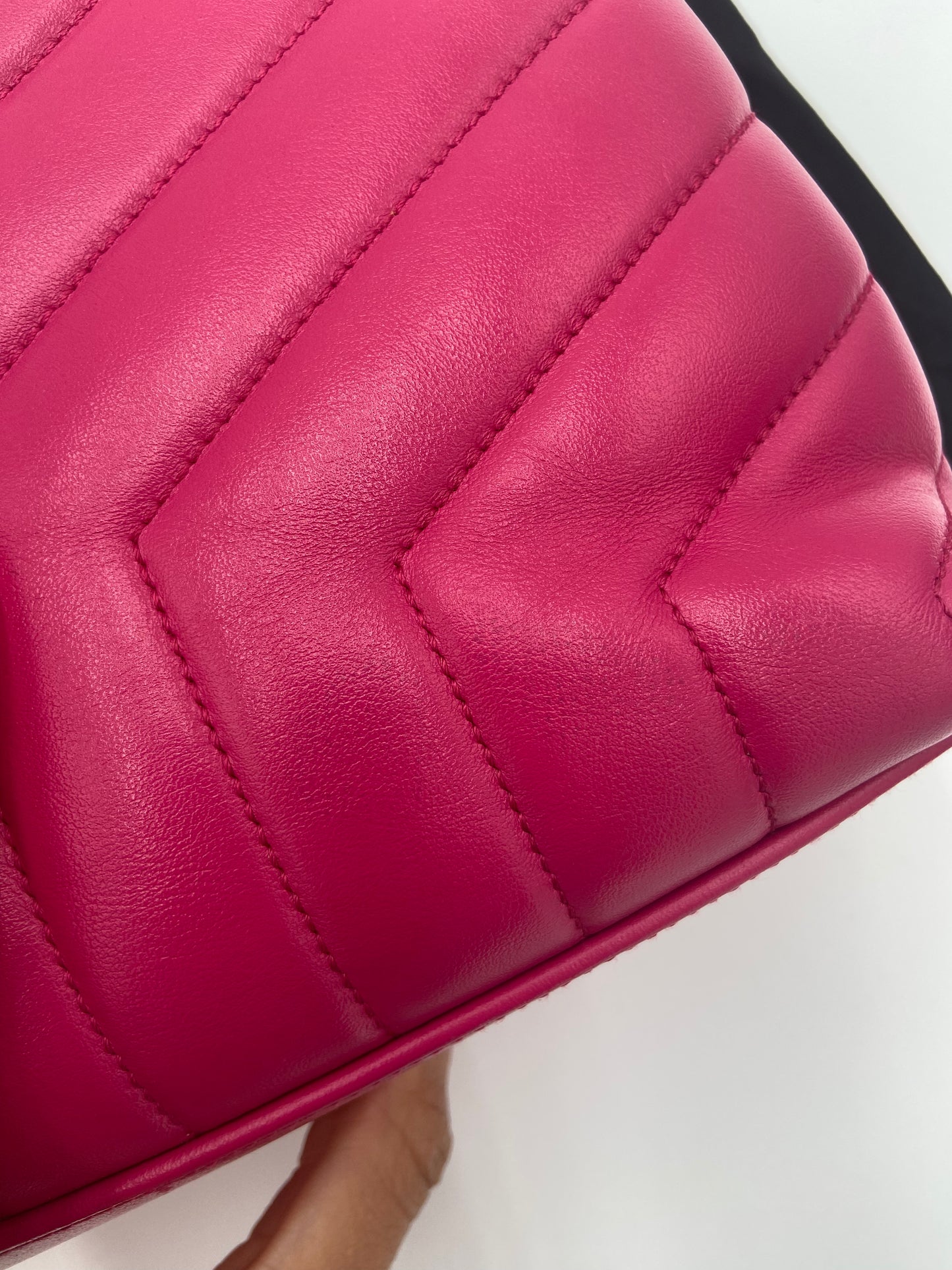 YSL Medium Loulou Calfskin Leather Shoulder Bag - Pink