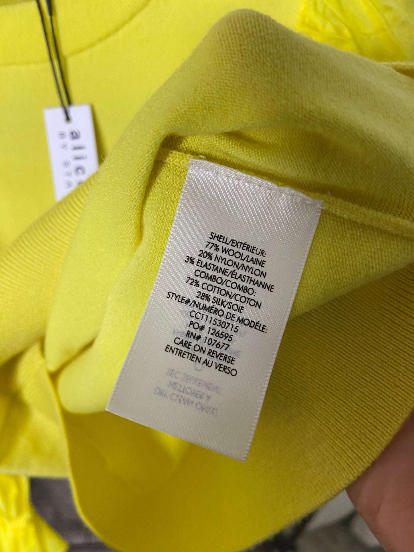 Alice and Olivia Yellow Sunflower Kirie Combination Sleeve Sweater size S