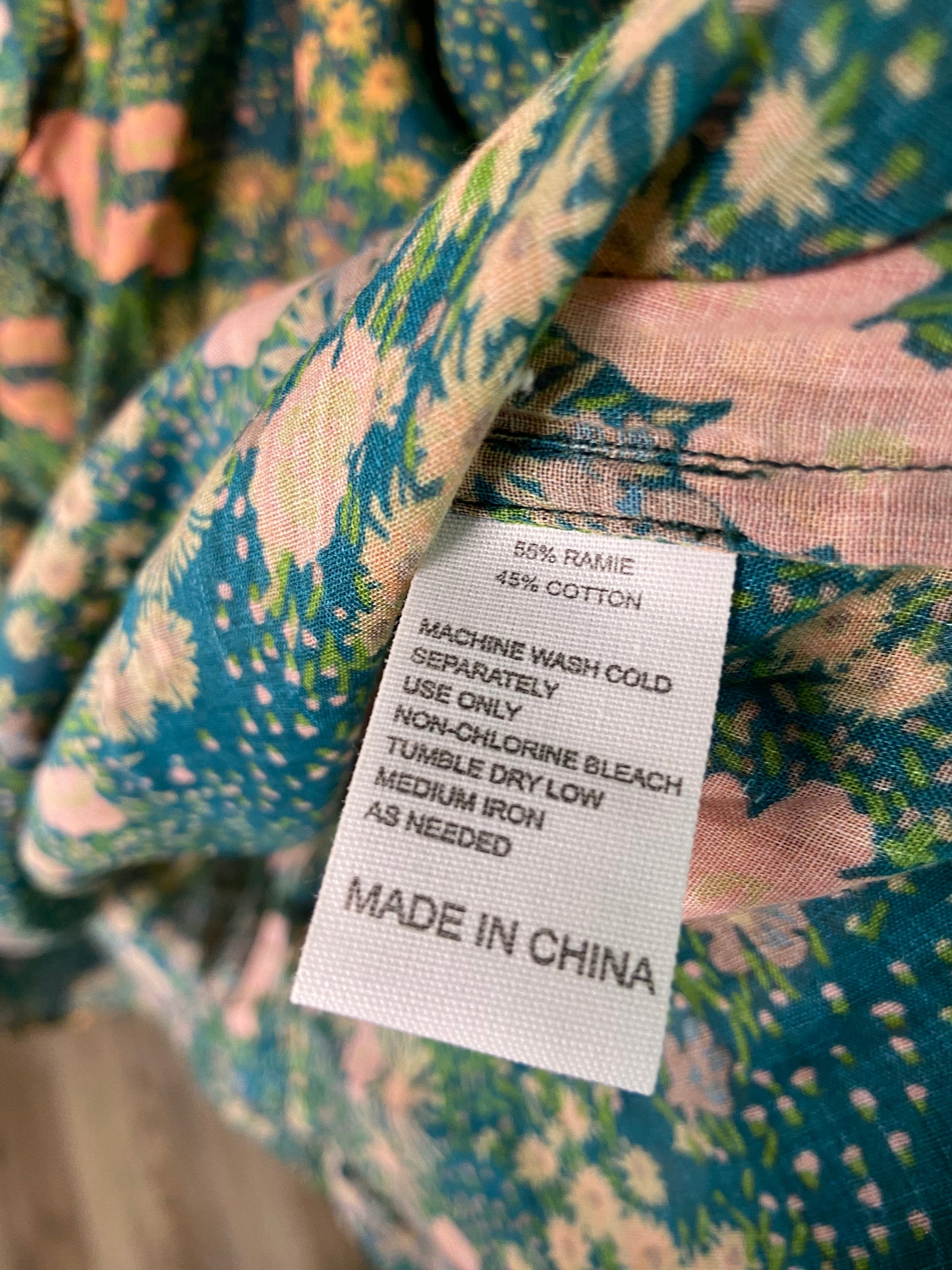 Trovata Birds of Paradis Clover Blouse Woodbine Cluster size M