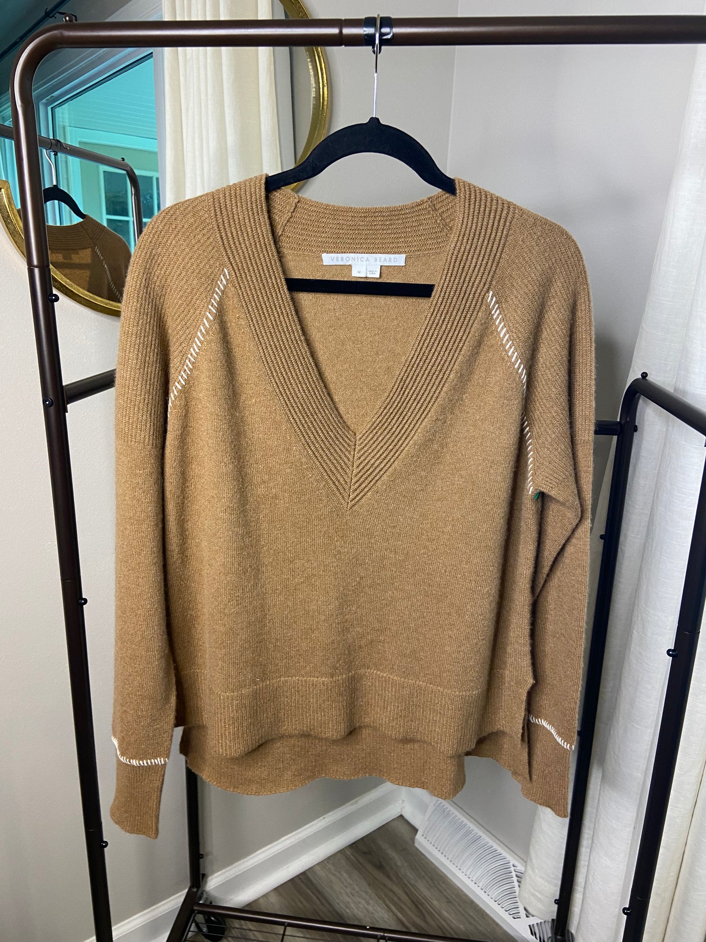 Veronica Beard Preta V Neck Cashmere Sweater size M