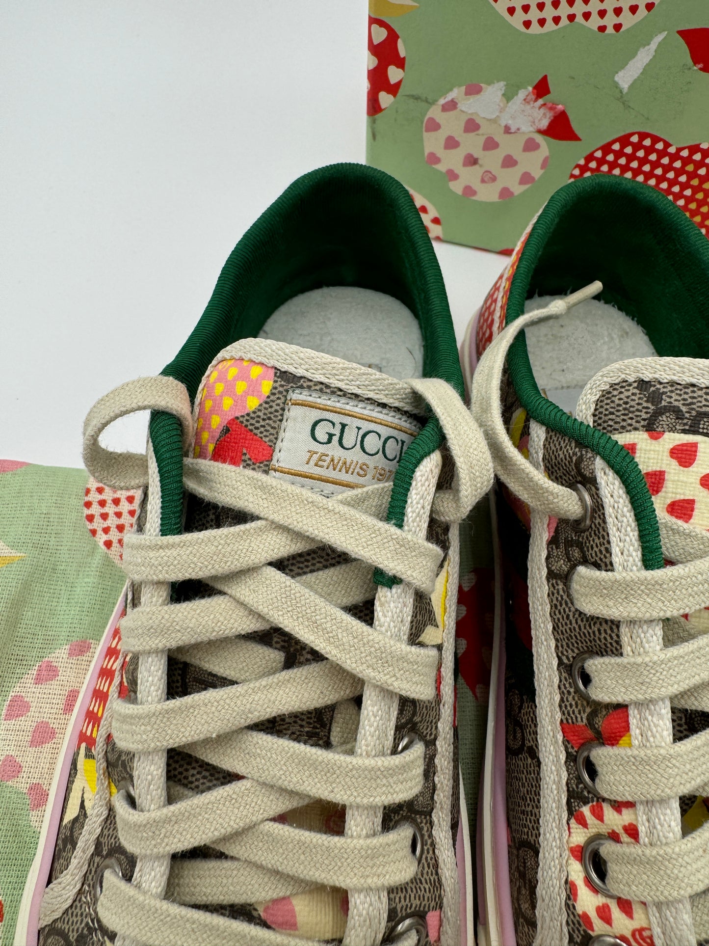 GUCCI Les Pommes Tennis 1977 GG Sneakers size 37