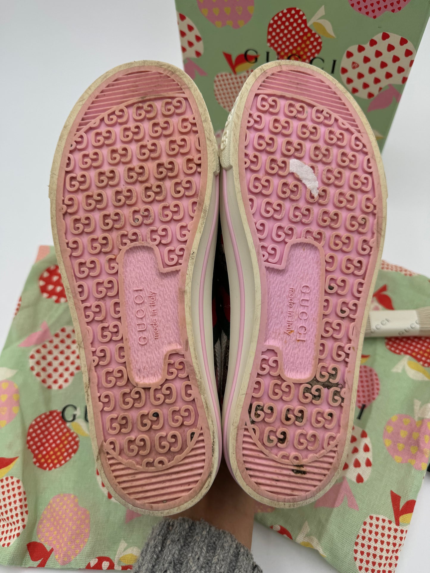 GUCCI Les Pommes Tennis 1977 GG Sneakers size 37
