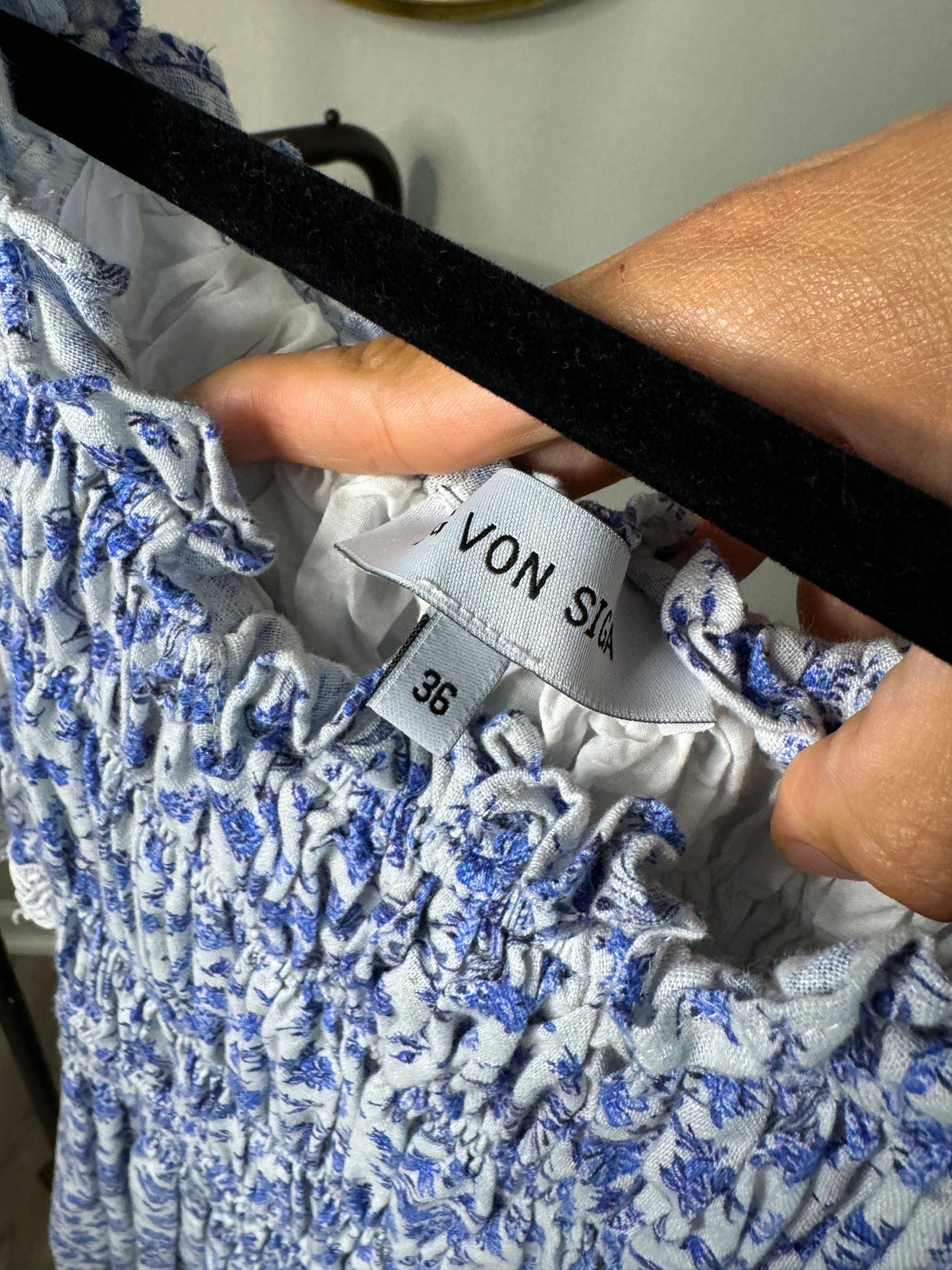 Lug Von Siga Elisa Smocked Midi Dress size 4 (36)