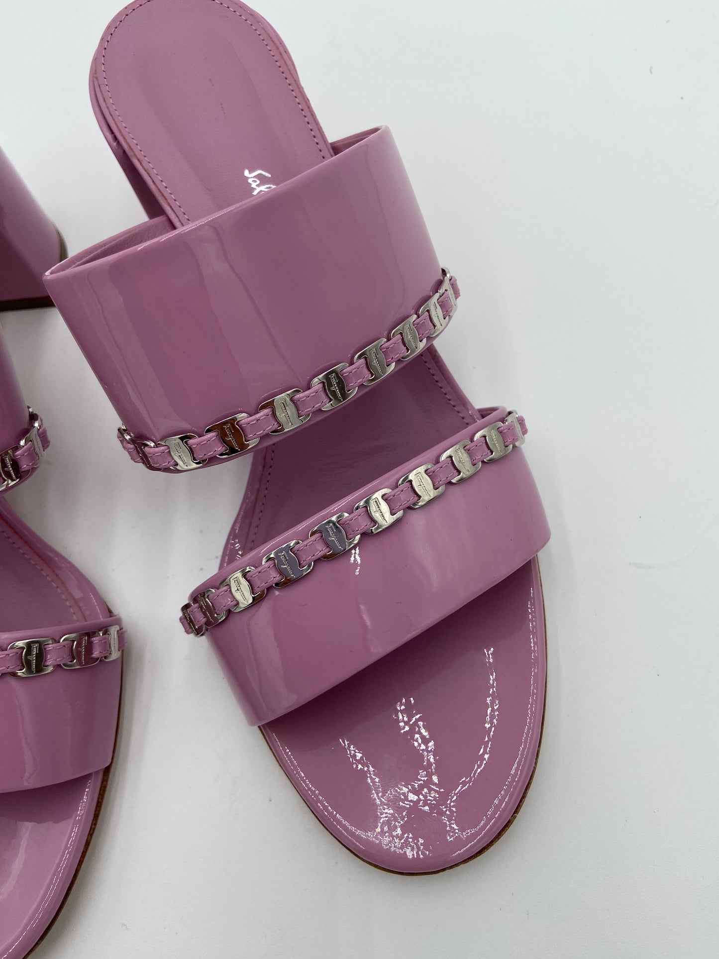 Salvatore Ferragamo Vara Chain Sandals size