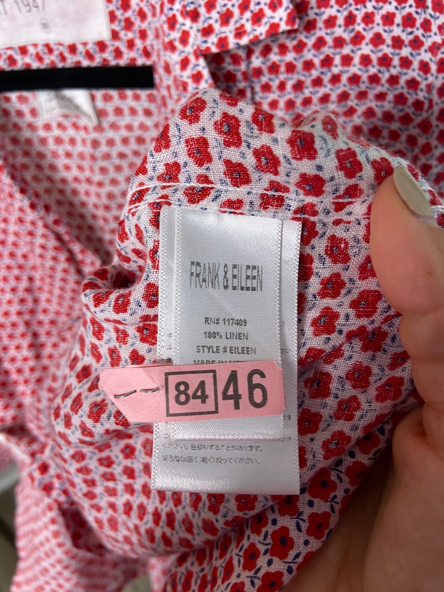 Frank and Eileen "Eileen" Button Down Linen Shirt size XS