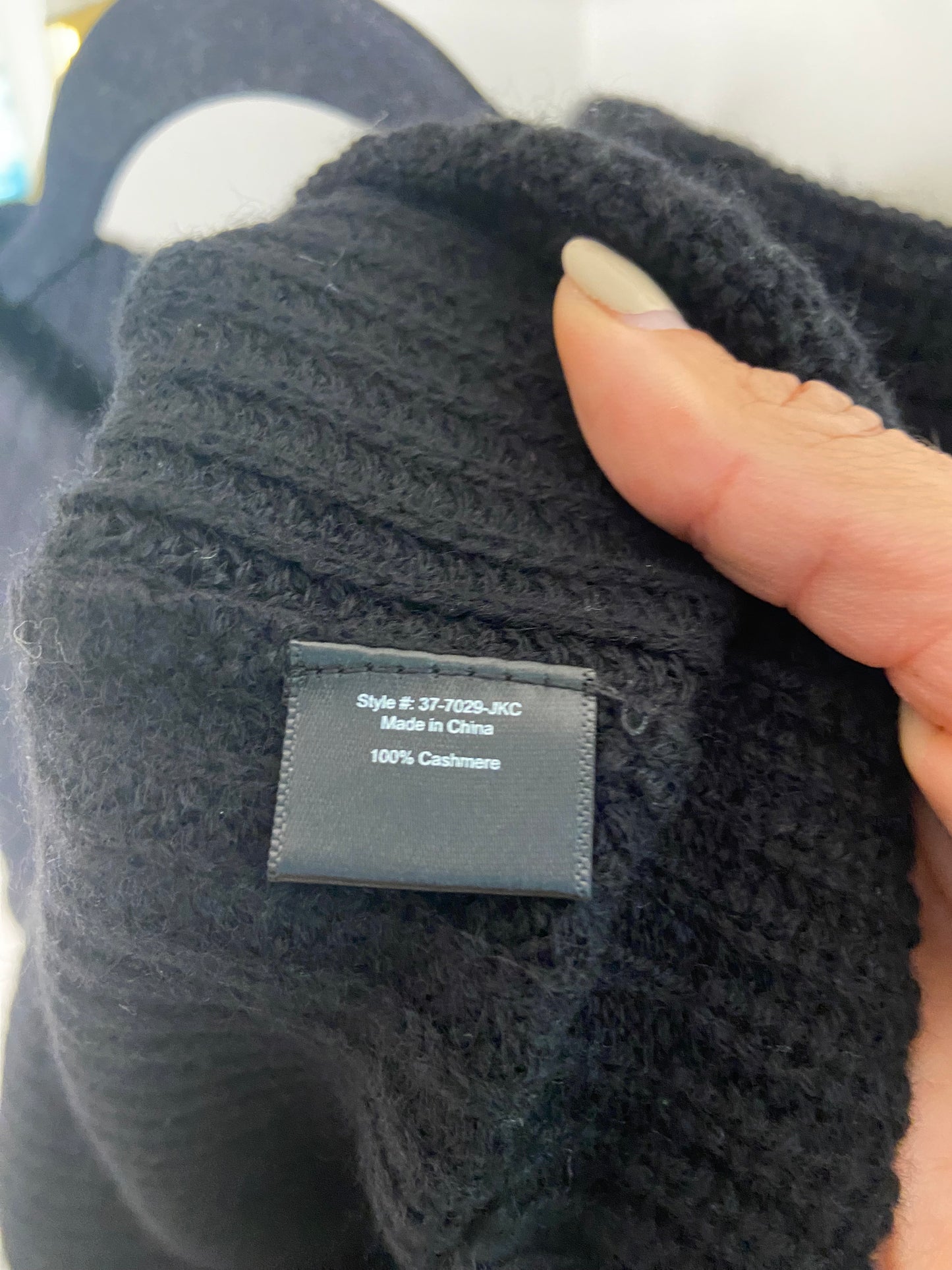 Jenni Kayne Black Cashmere Fisherman Sweater size S