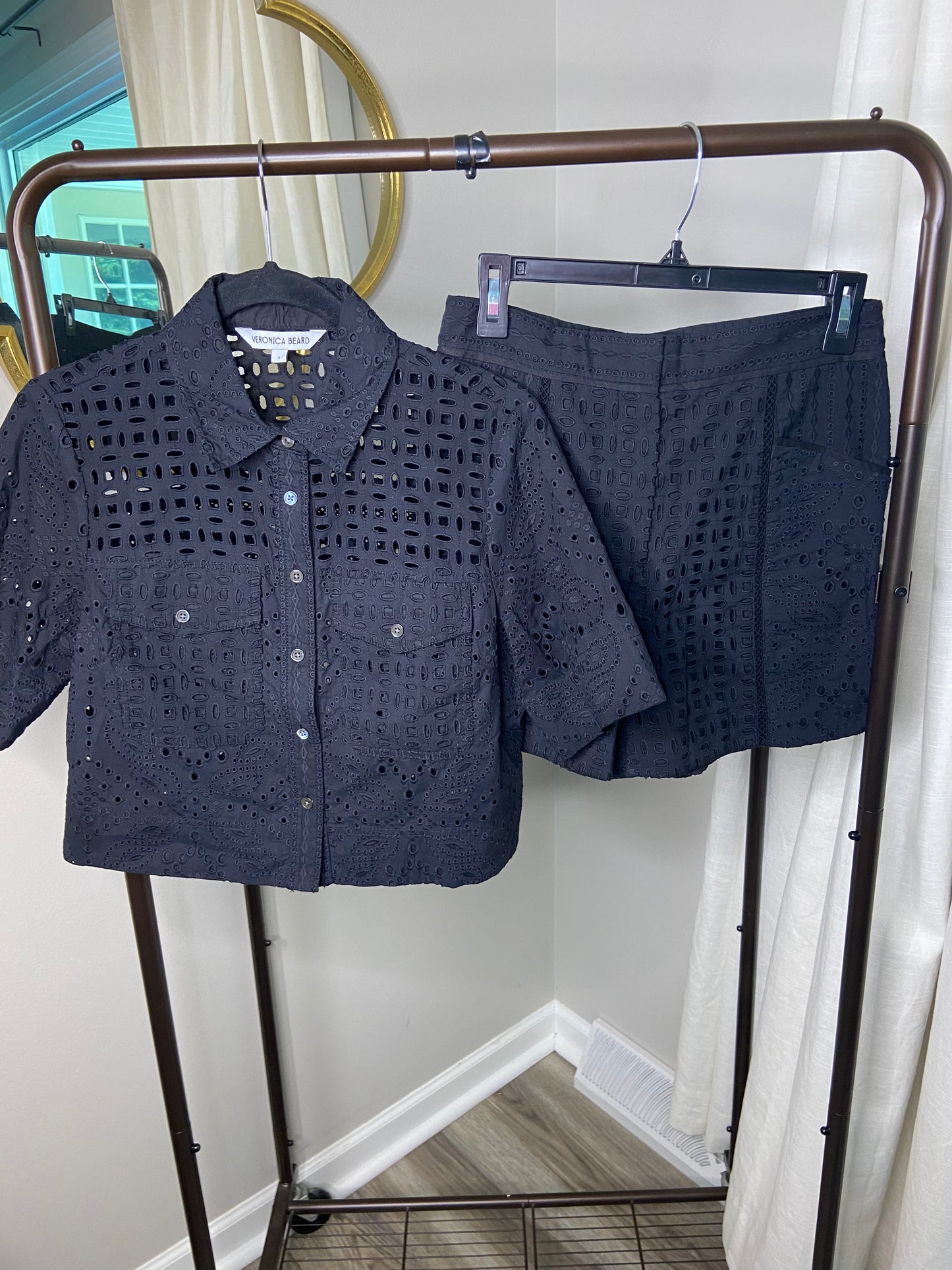 Veronica Beard Spruce Top and Fabian Eyelet Shorts size 4