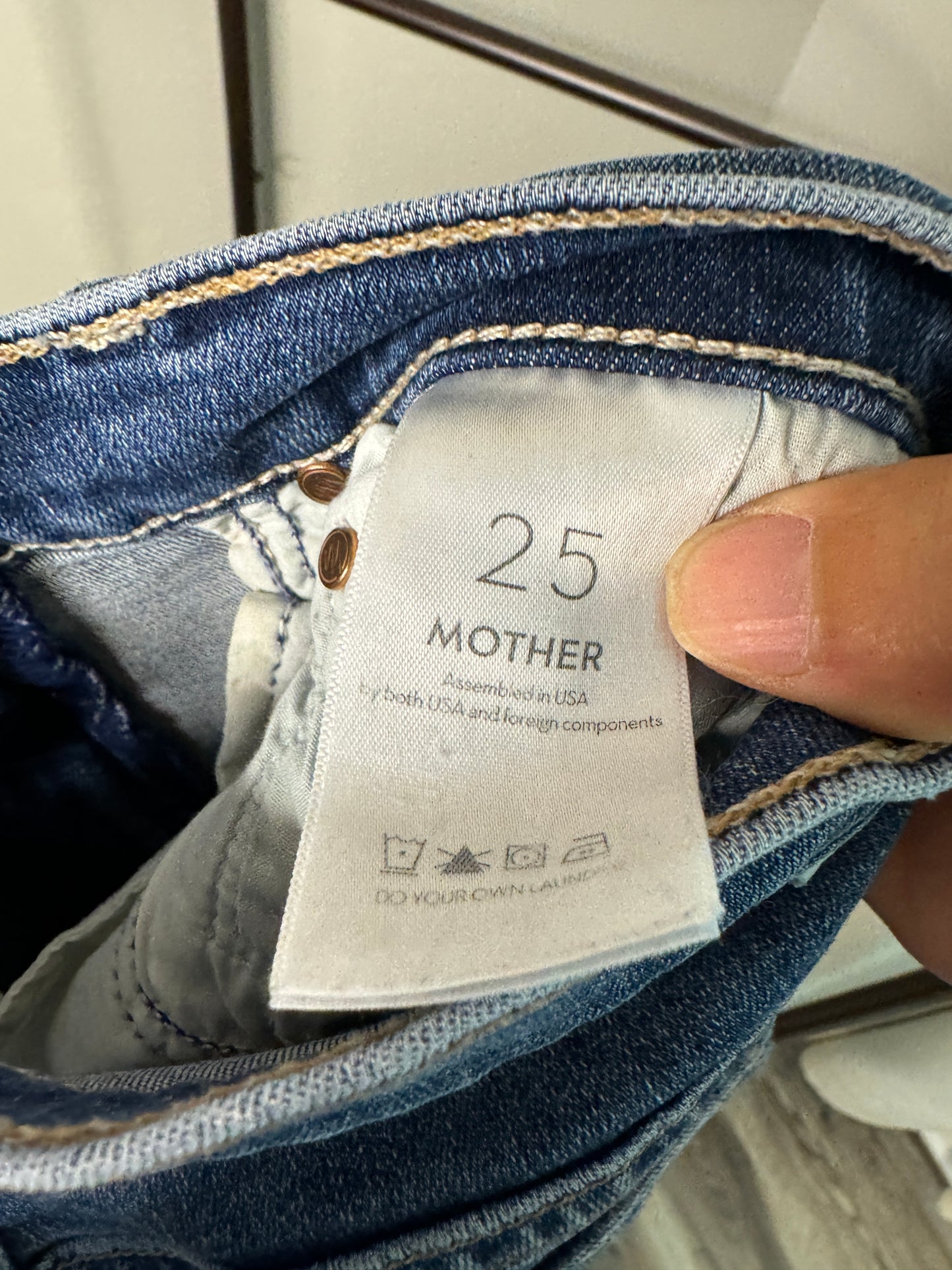 Mother The Insider Crop Step Fray Jeans size 25
