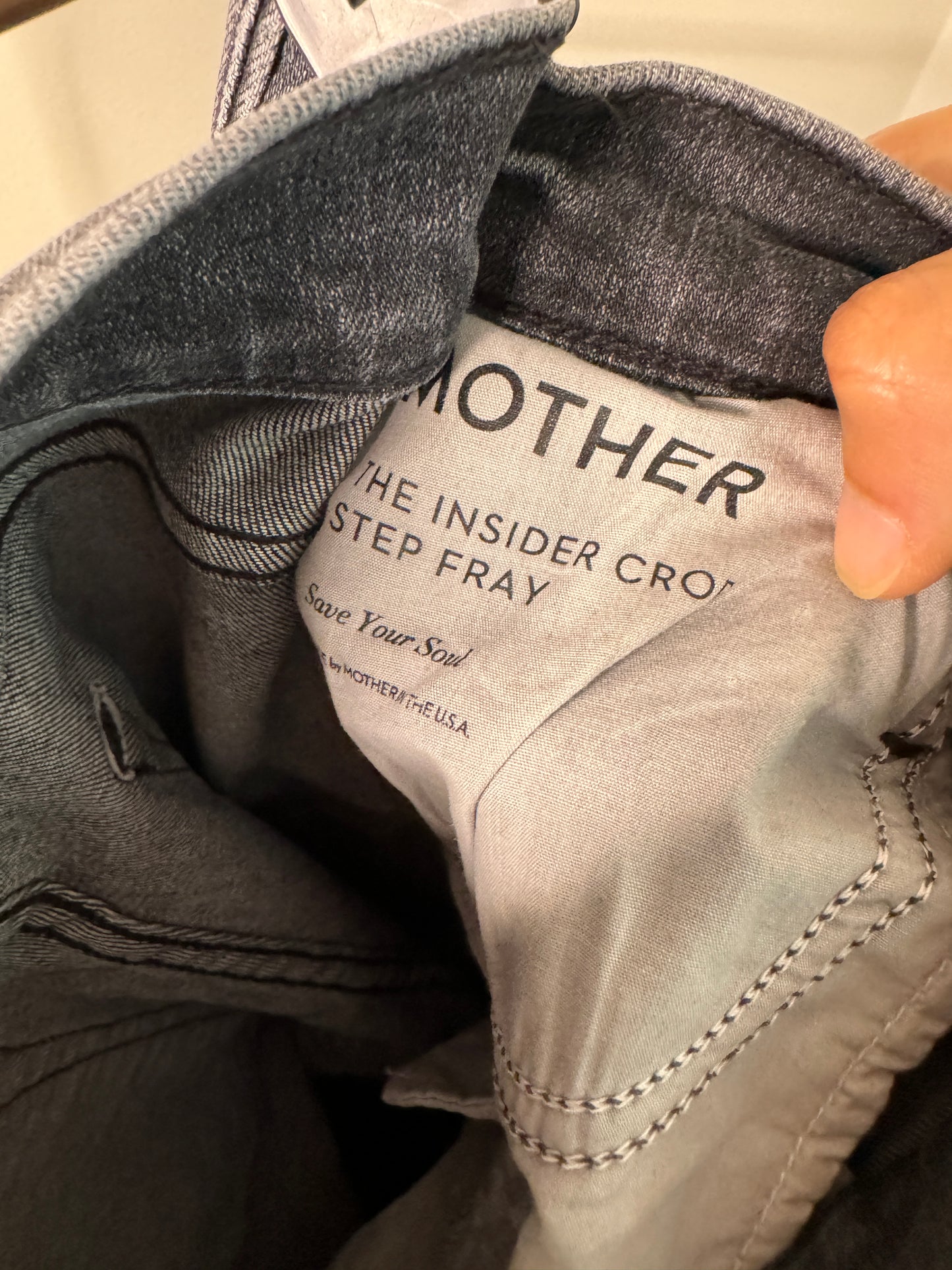 Mother The Insider Crop Step Fray Jeans size 27