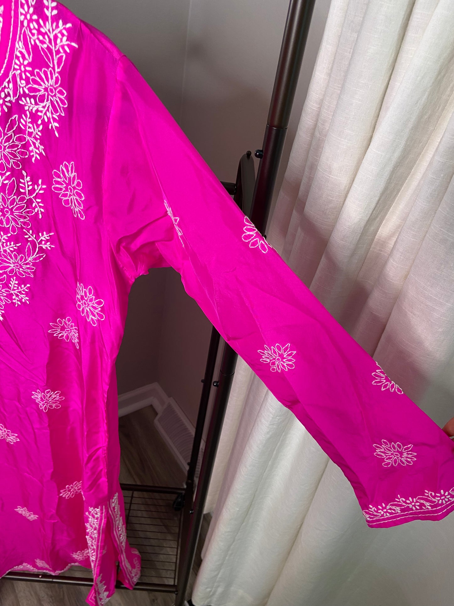 Juliet Dunn Embroidered silk kaftan size 2 (6/8)