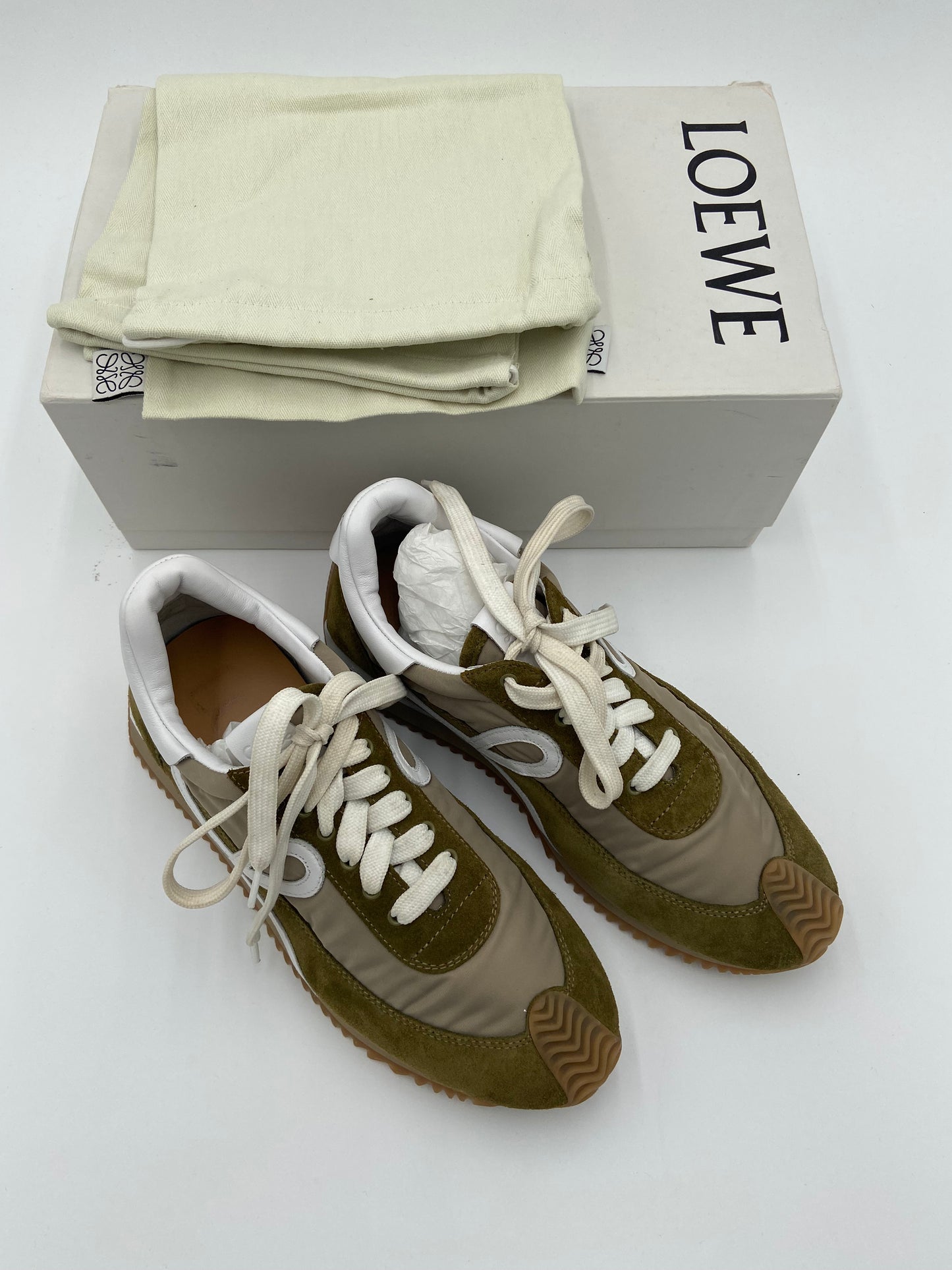 Loewe Flow Runner Sneakers size 39