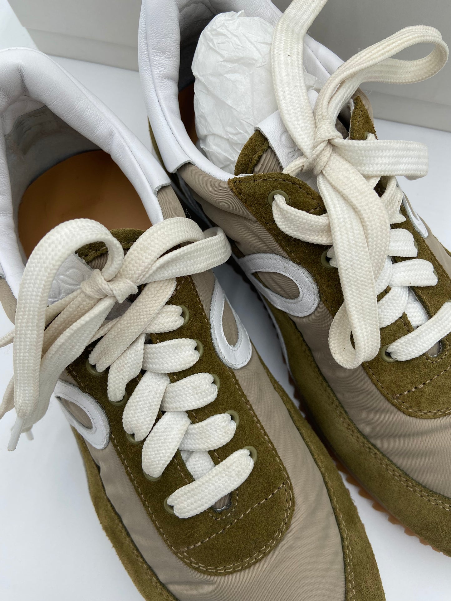 Loewe Flow Runner Sneakers size 39