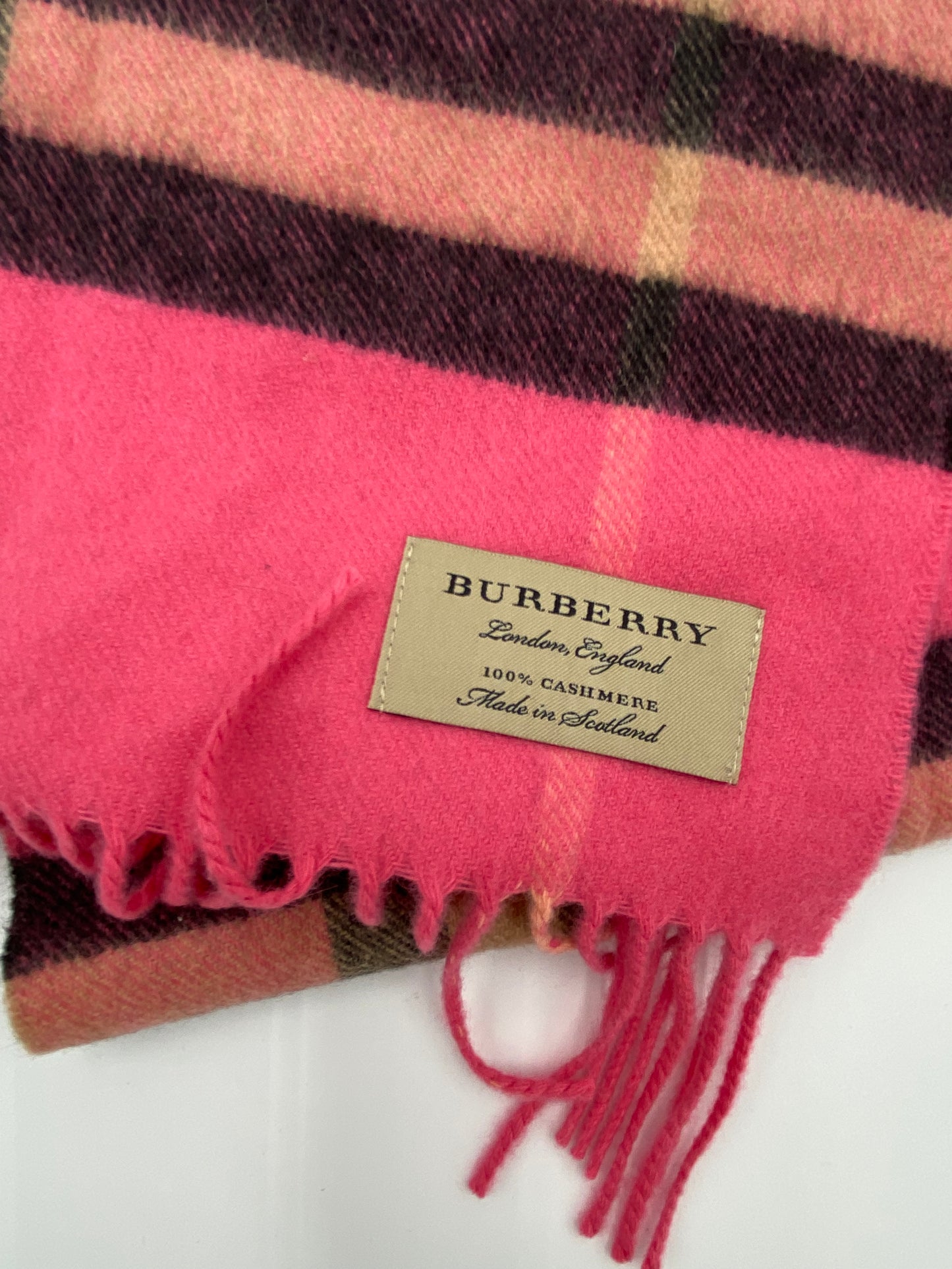 Burberry The Classic Check Cashmere Scarf In Bright Rose
