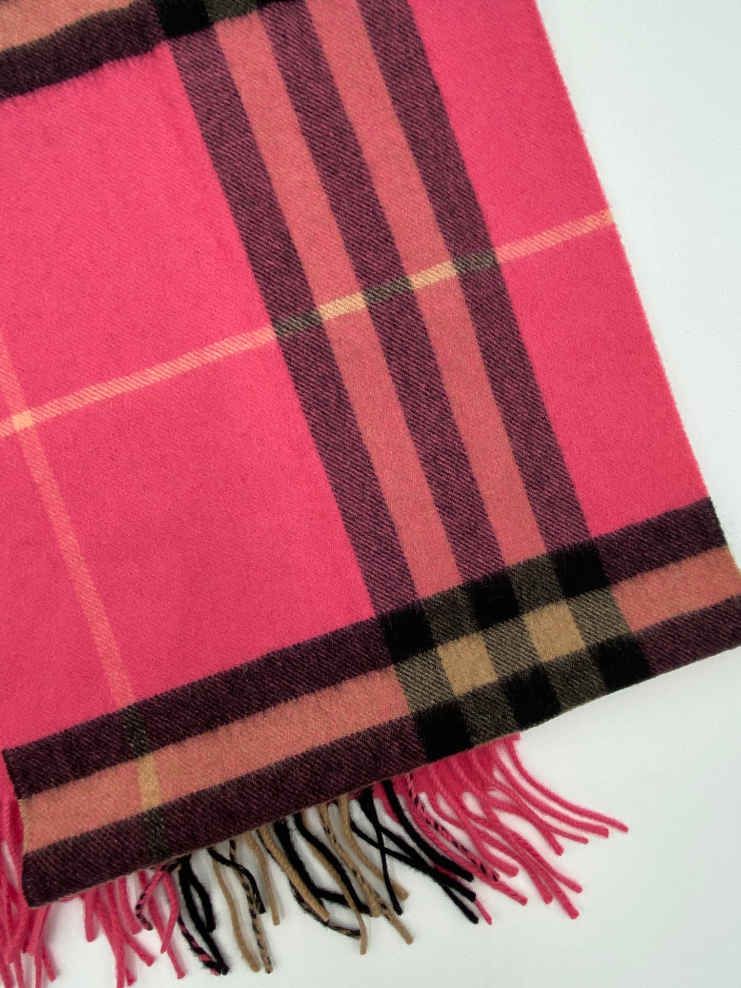 Burberry The Classic Check Cashmere Scarf In Bright Rose