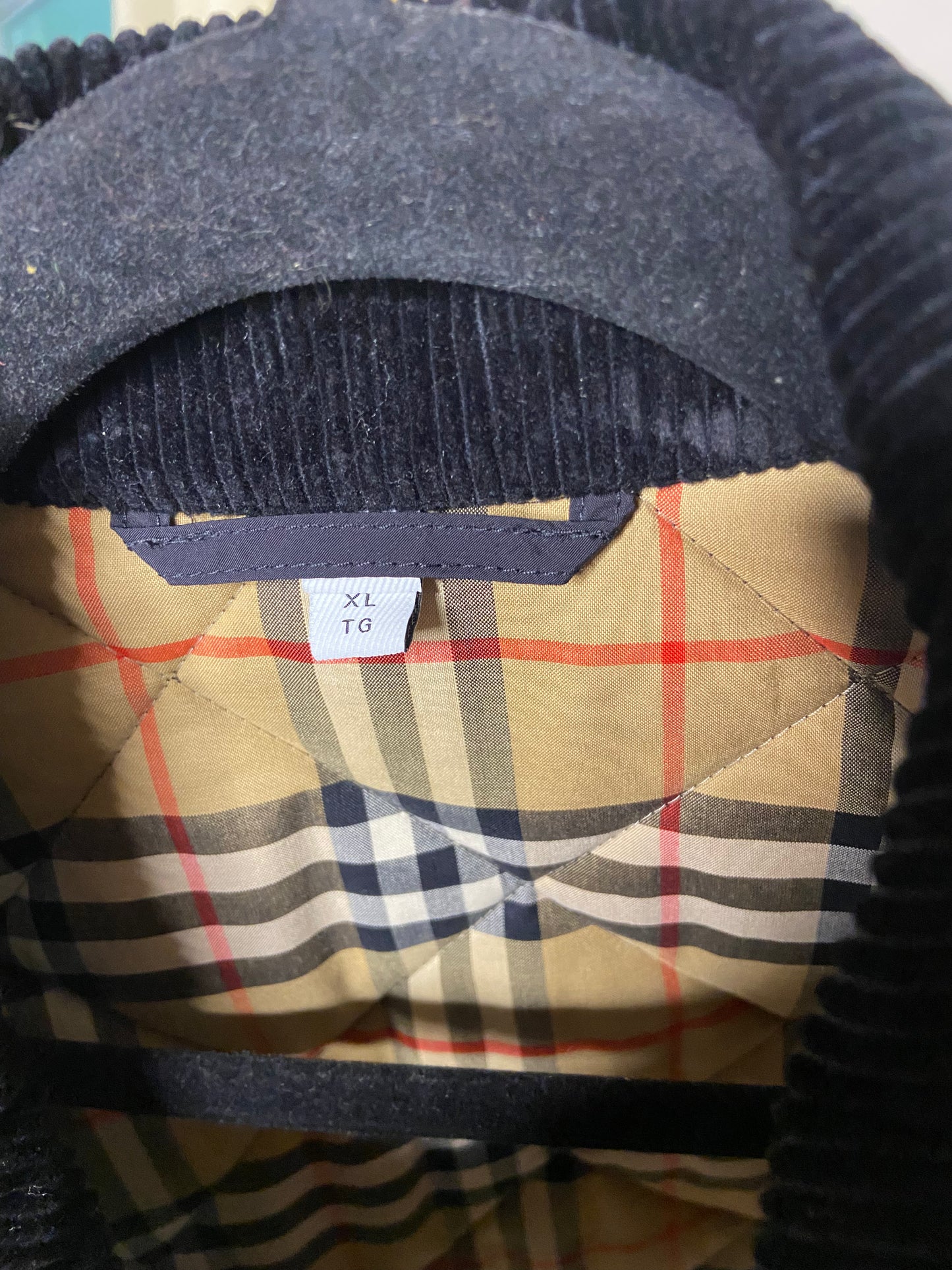 Burberry Quilted Thermoregulated Barn Jacket size XL