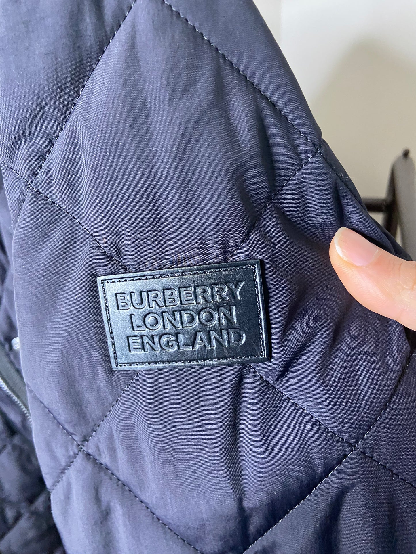 Burberry Quilted Thermoregulated Barn Jacket size XL
