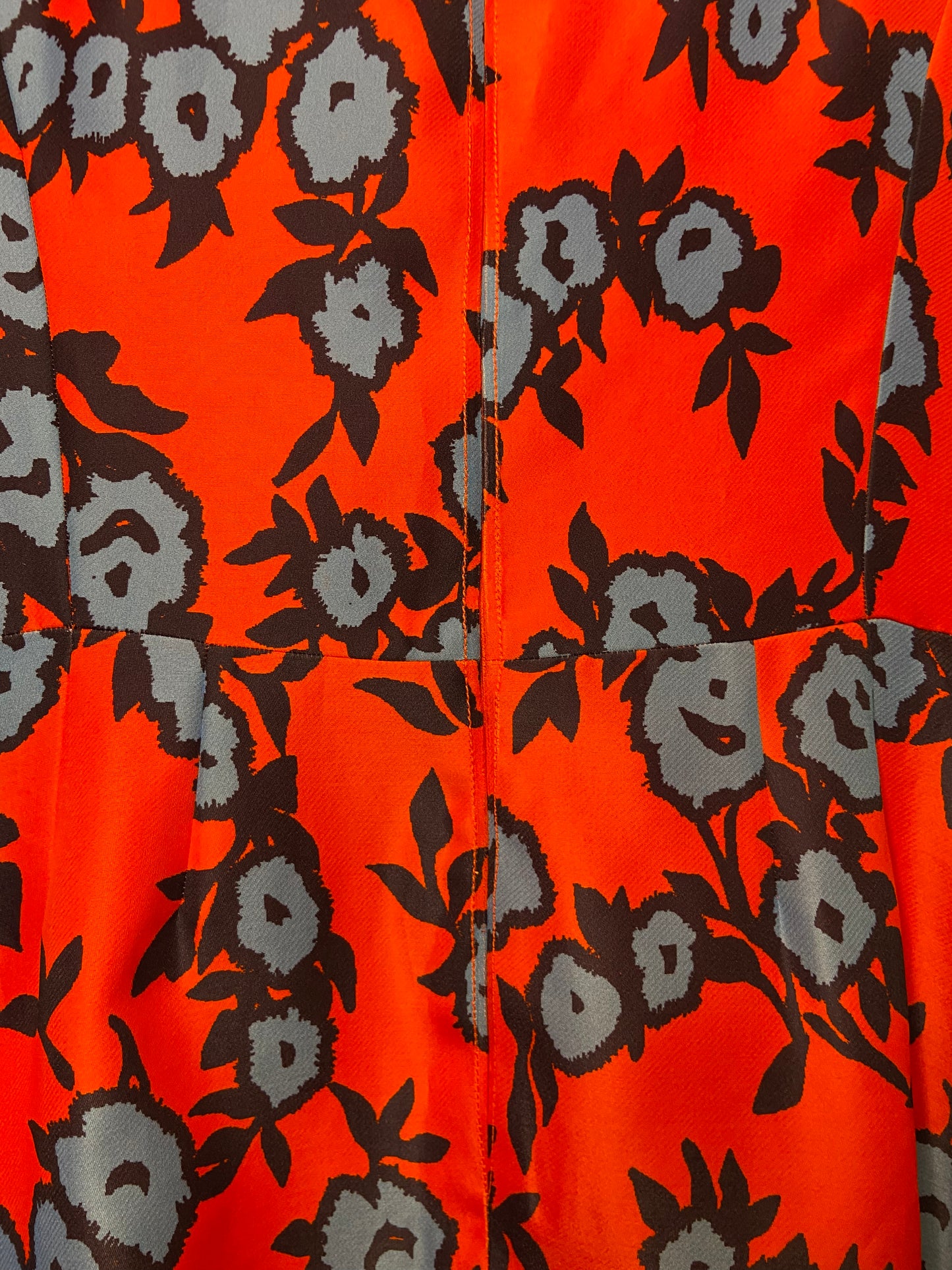 Carolina Herrera Silk Cocktail Dress size 6