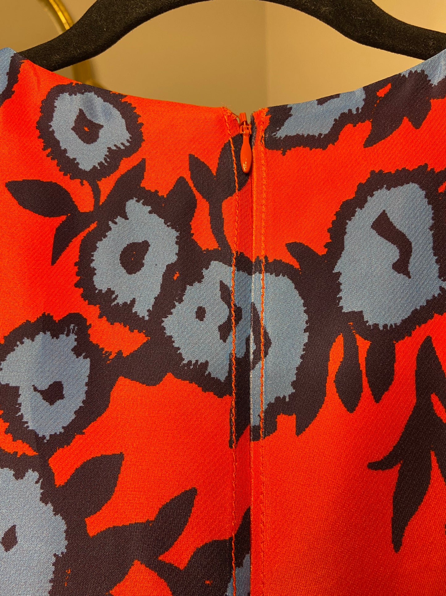Carolina Herrera Silk Cocktail Dress size 6