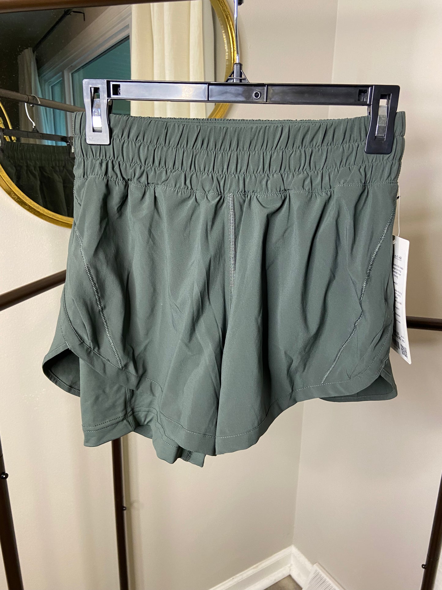 Lululemon Track That 2-in-1 HR Short 6'' size 6