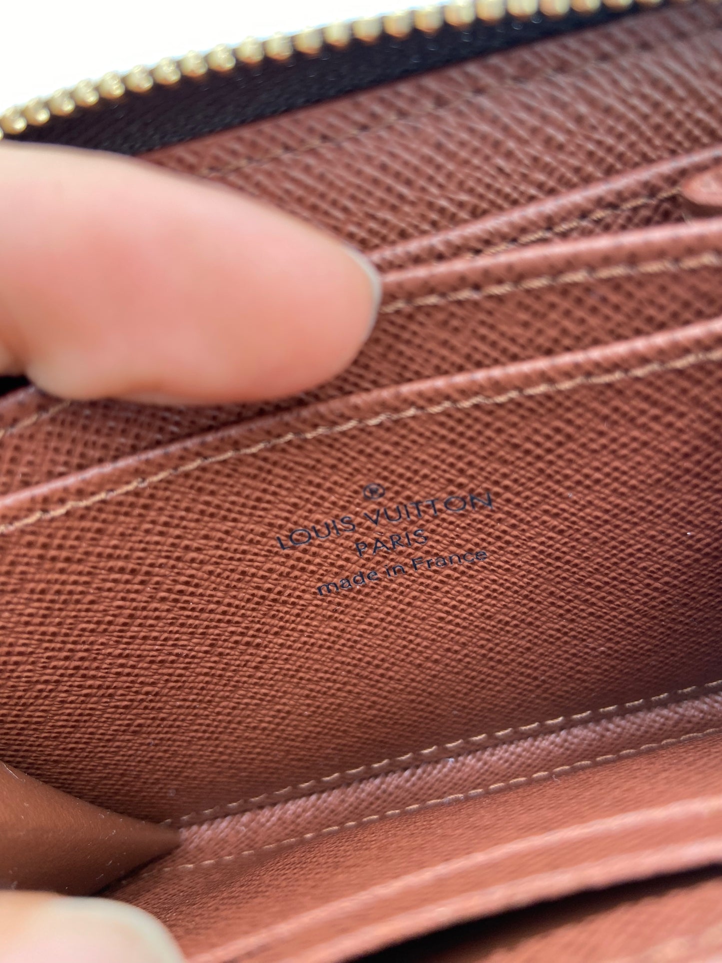 Louis Vuitton Zippy Coin Purse Wallet Monogram