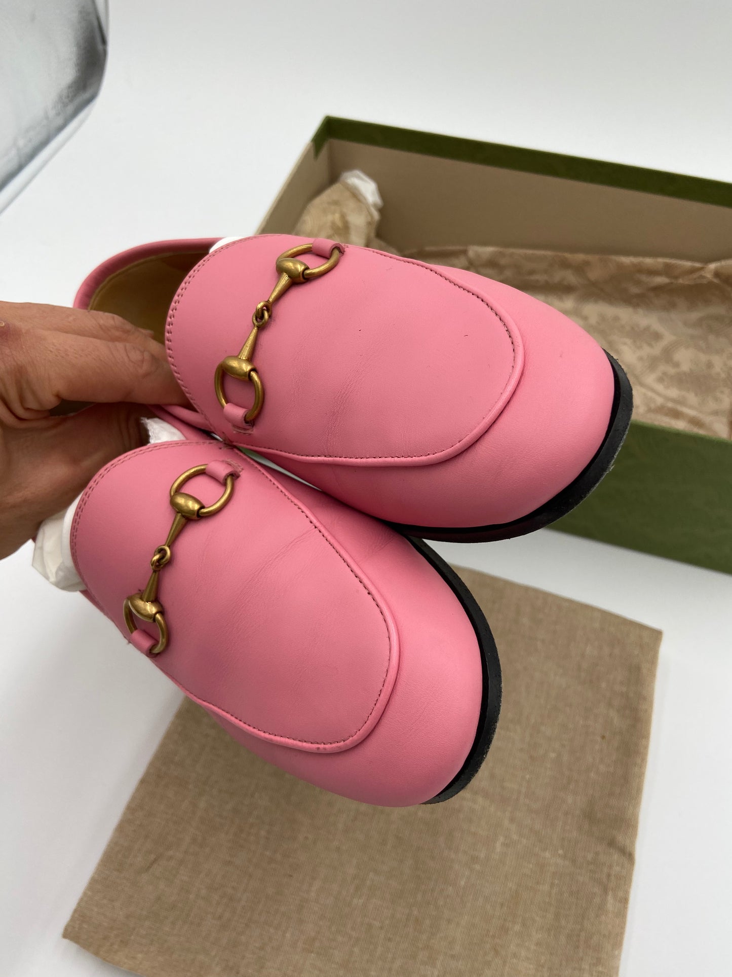 Gucci Jordaan Loafers Butterfly Pink size 36