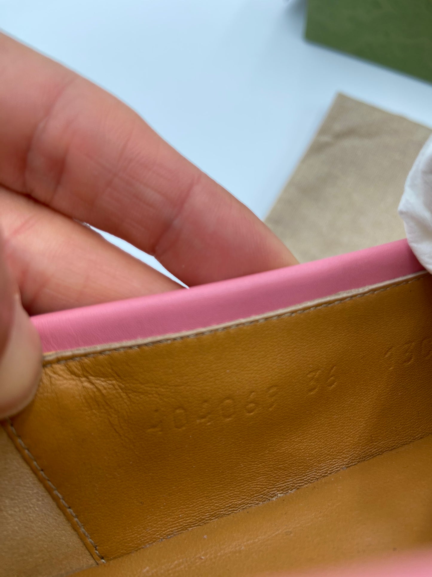 Gucci Jordaan Loafers Butterfly Pink size 36