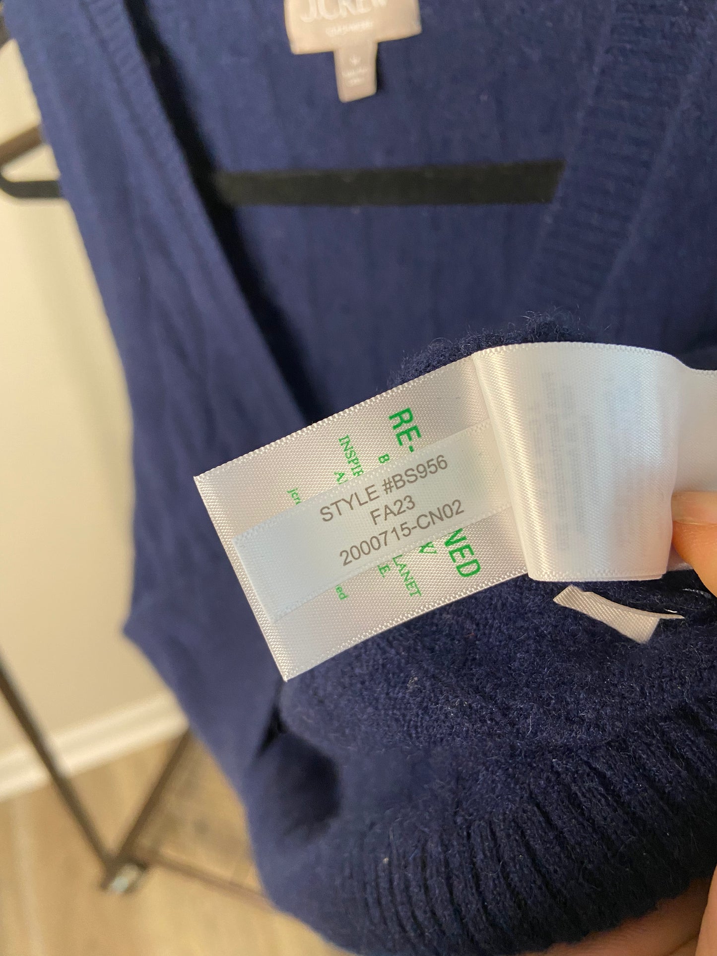 J. Crew Cashmere Cropped Cable Knit Sweater Vest size M