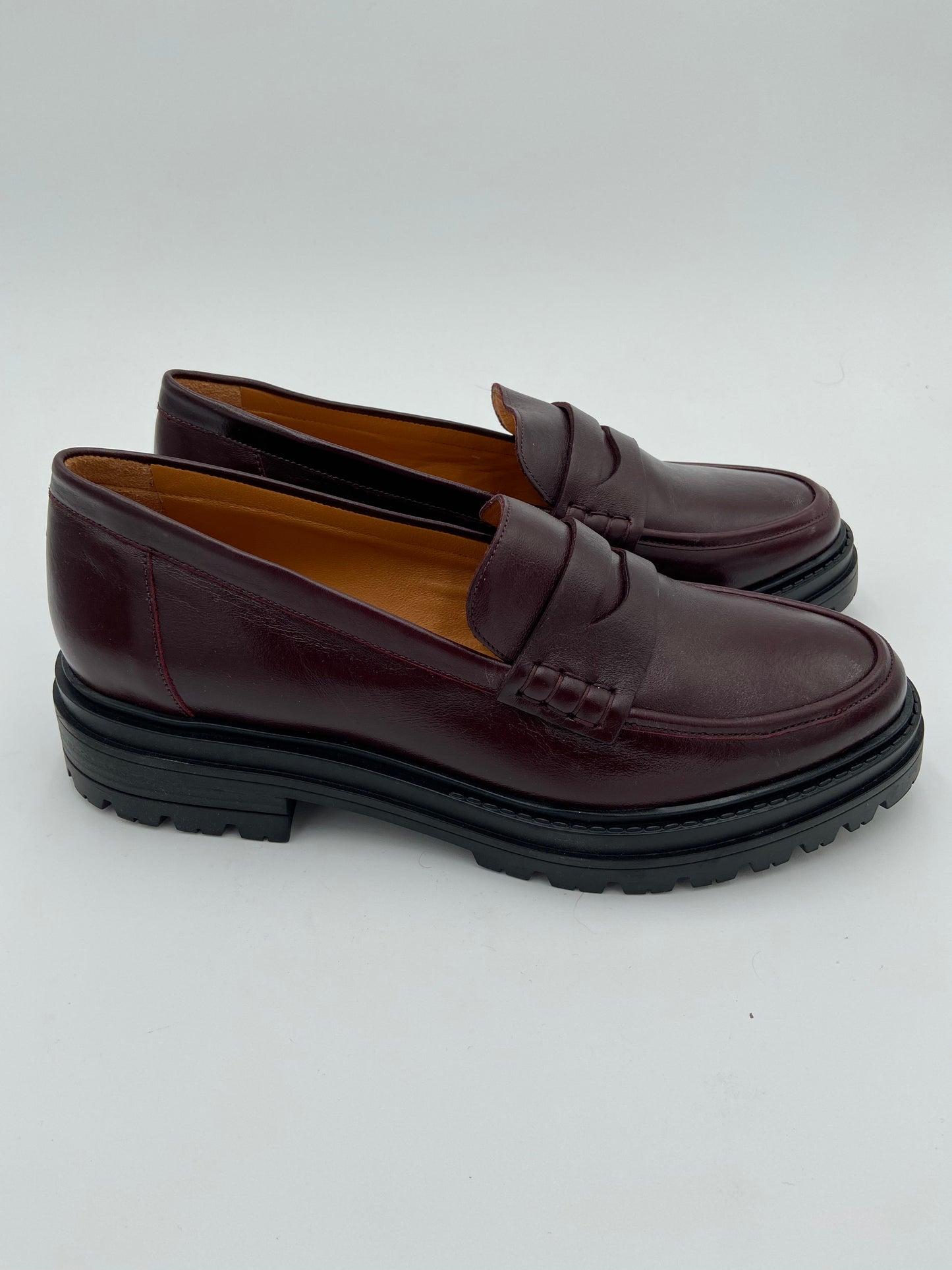 Sezane Albane Loafers in Glossy Burgundy size 40