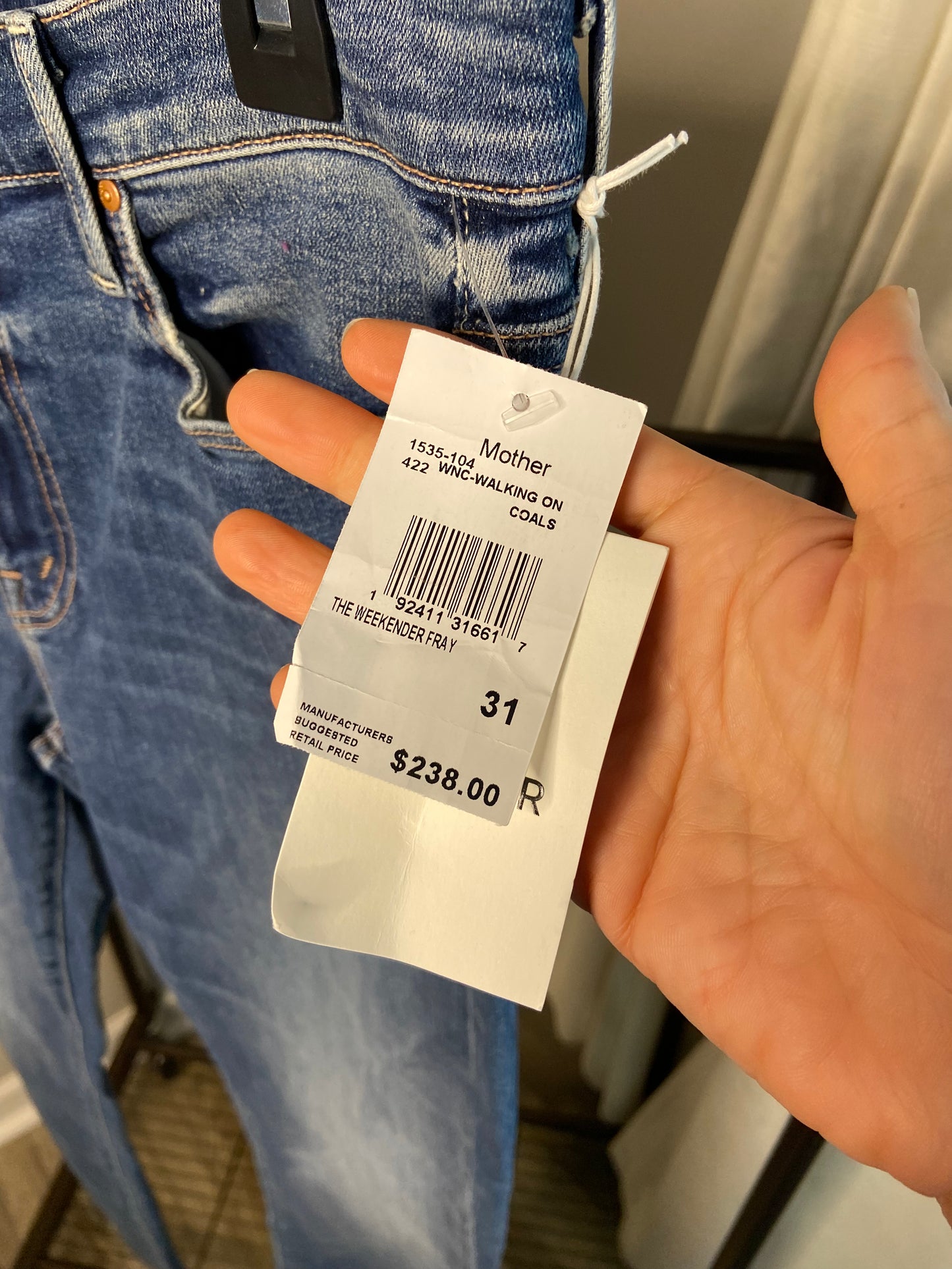 Mother The Weekender Fray Jeans size 31