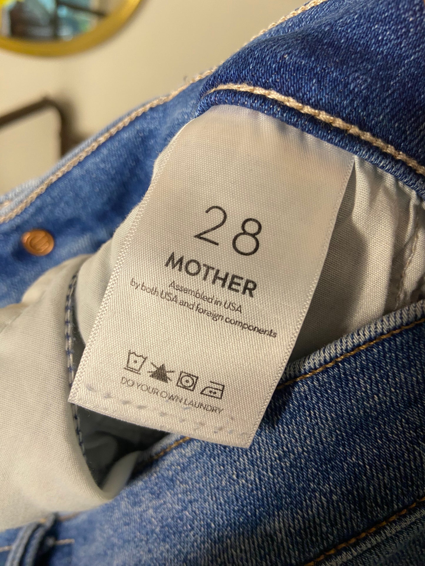 Mother The Weekender Jeans size 28