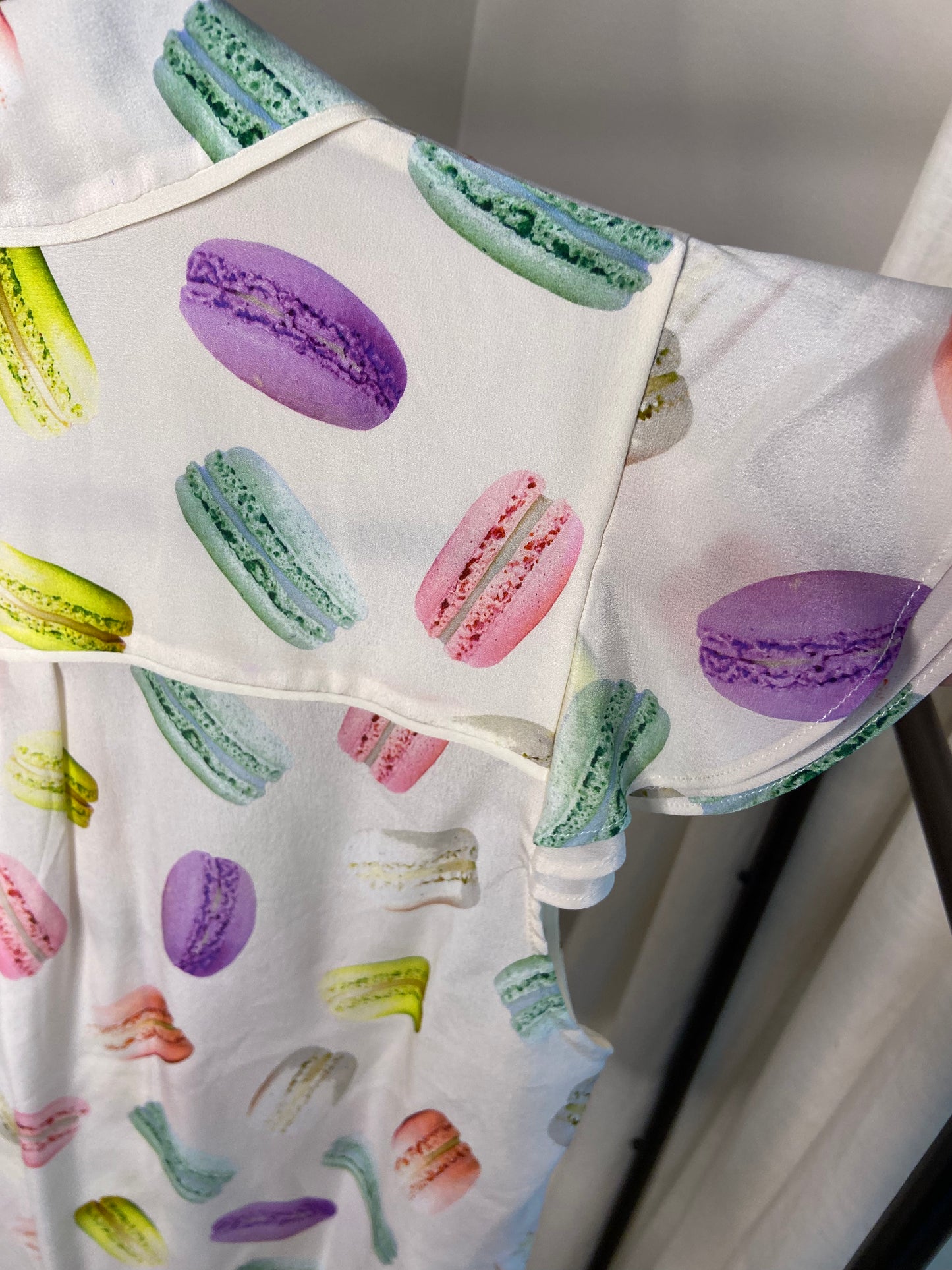 Alice and Olivia Eli Macaron Print Silk Top size S