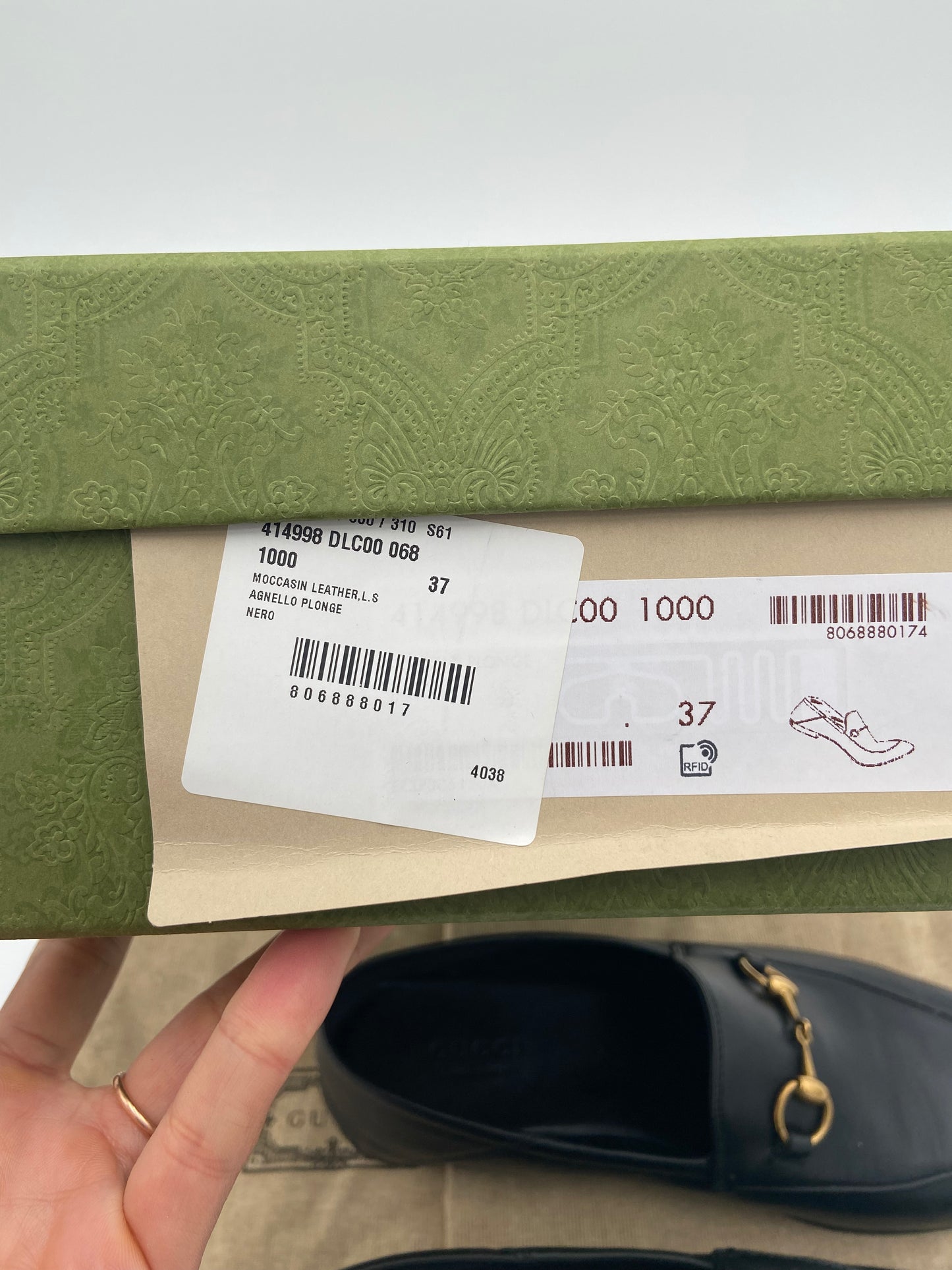 Gucci Jordaan Black Leather Loafers size 37