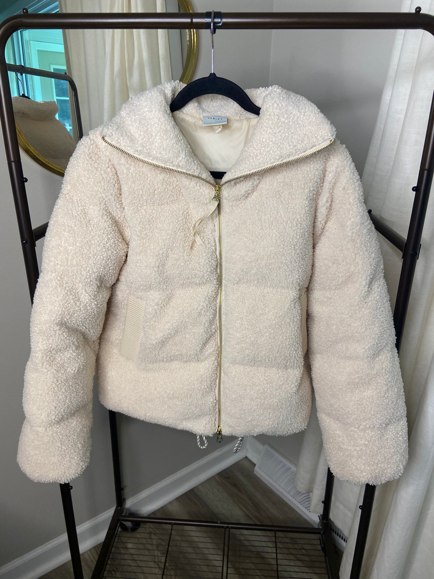 Varley Wilkins Sherpa Puffer Jacket size XS
