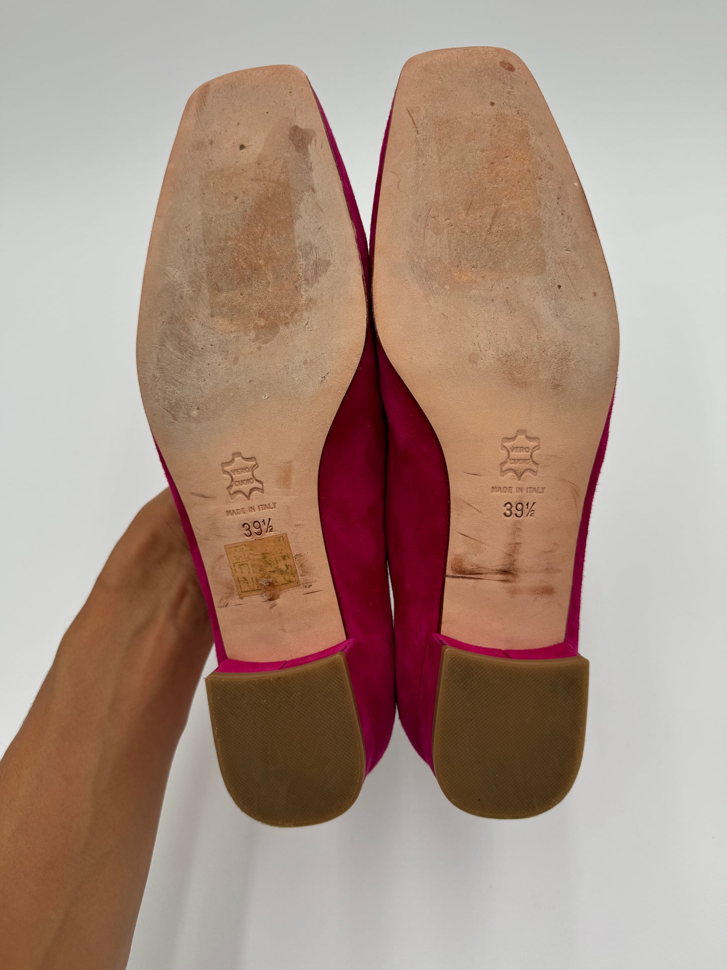 Ann Mashburn Buckle Suede Shoes Fuchsia size 39.5