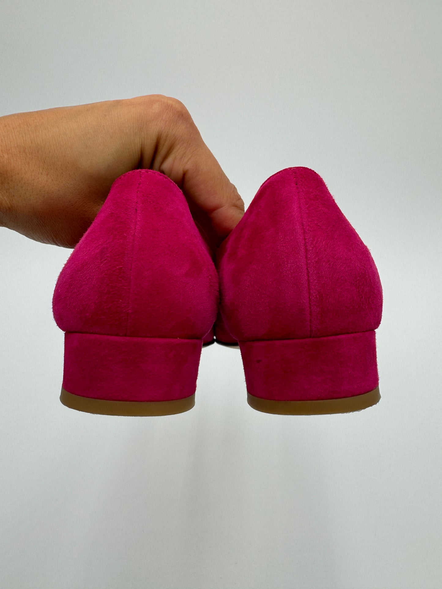 Ann Mashburn Buckle Suede Shoes Fuchsia size 39.5