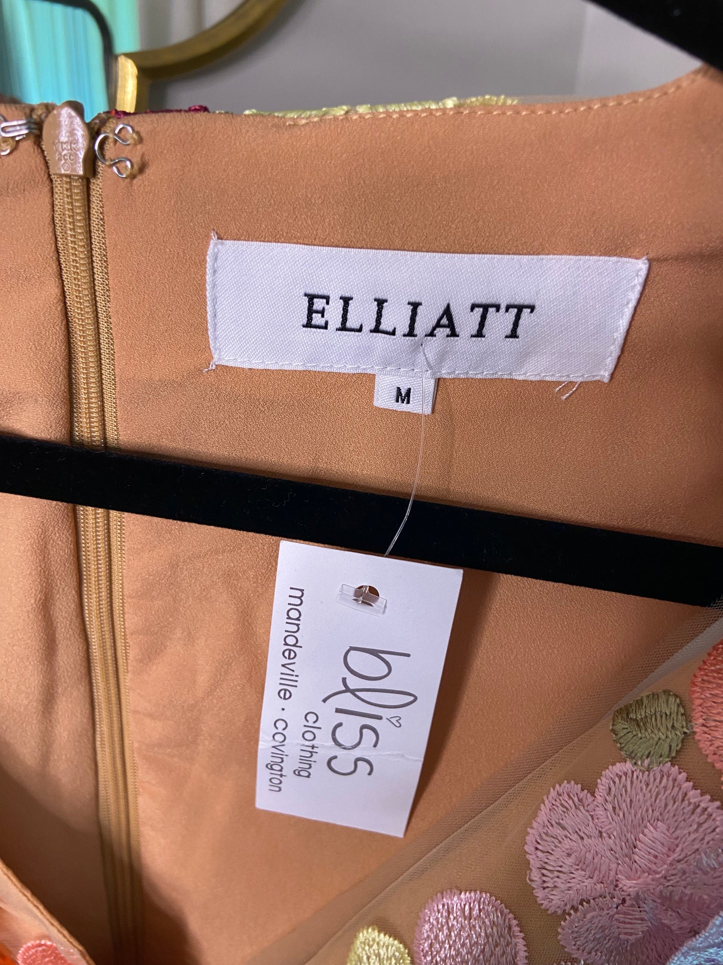 Elliatt Rosalind Floral Applique Mini Dress size M