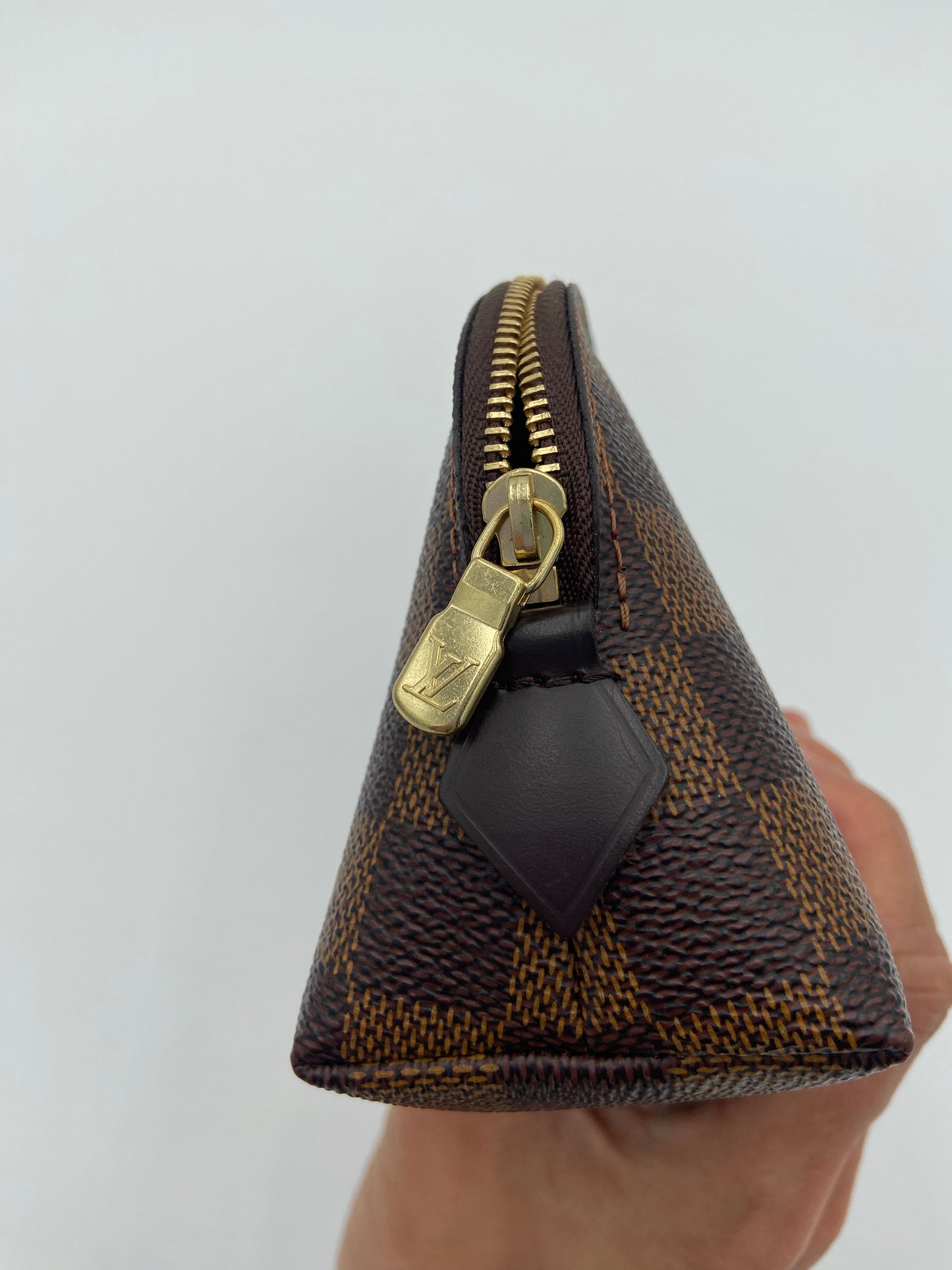Louis Vuitton Cosmetic Pouch Damier Ebene