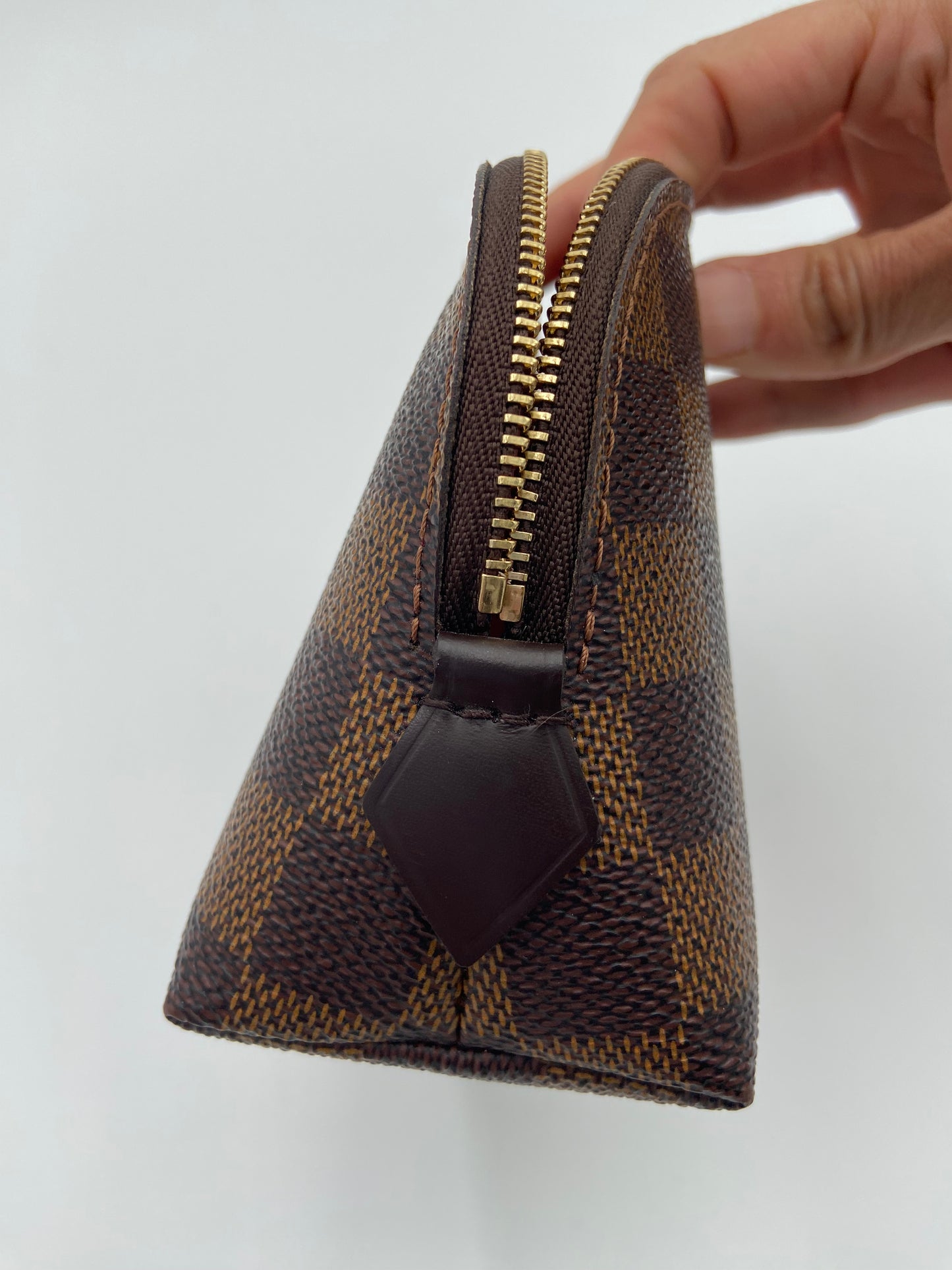 Louis Vuitton Cosmetic Pouch Damier Ebene