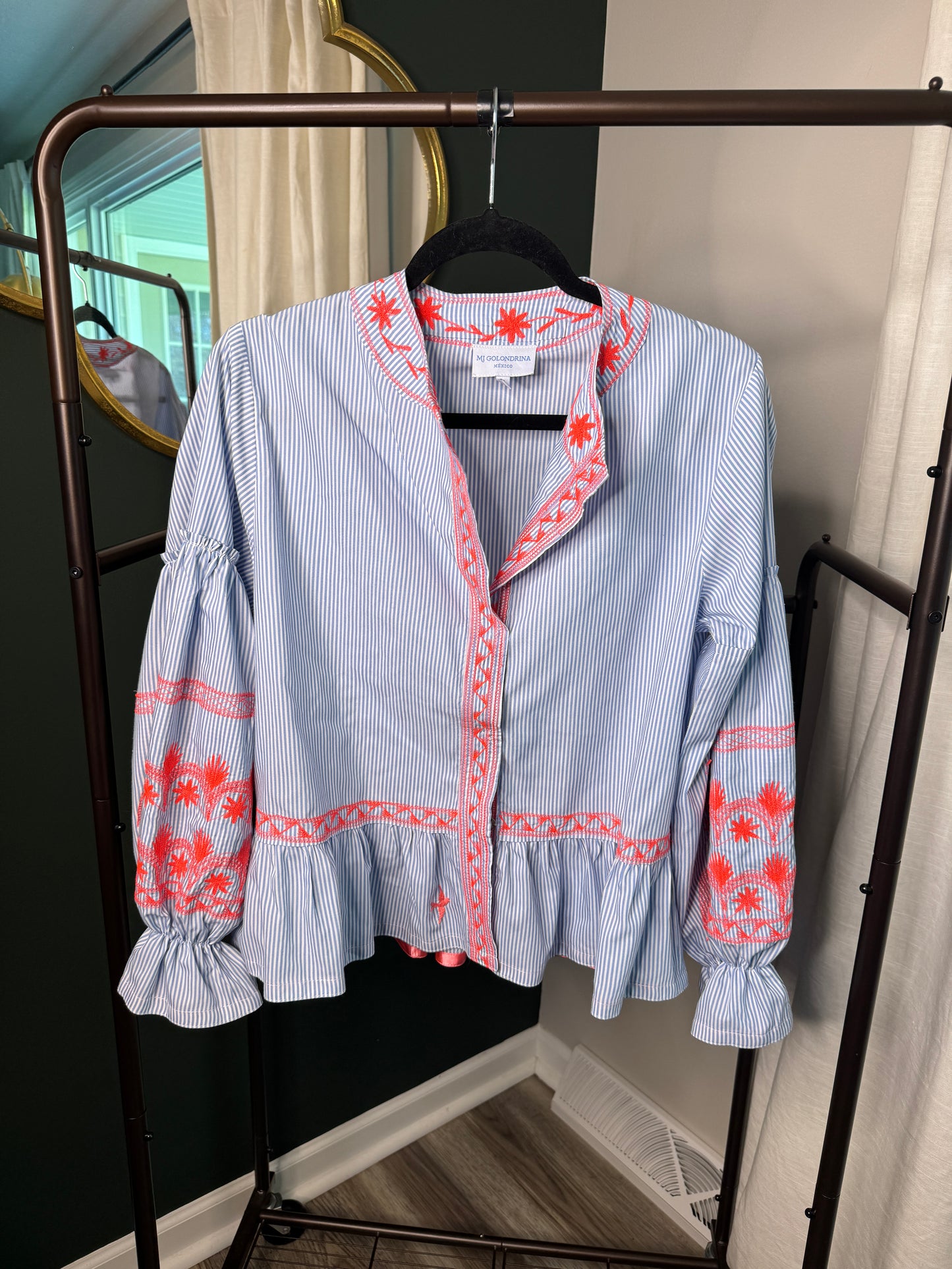 Mi Golondrina Embroidered Blouse size S