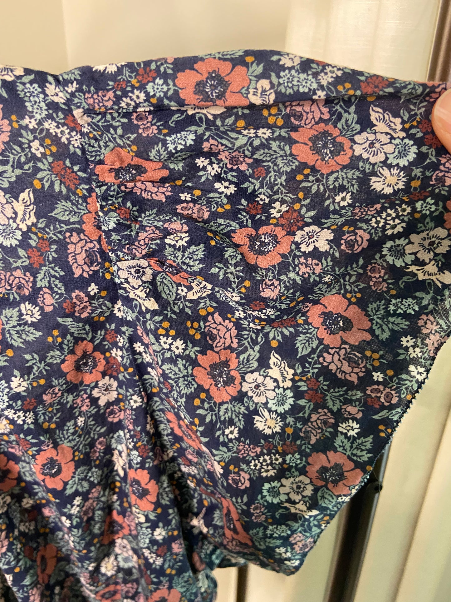 Trovata Birds of Paradis Carla High Neck Blouse size L