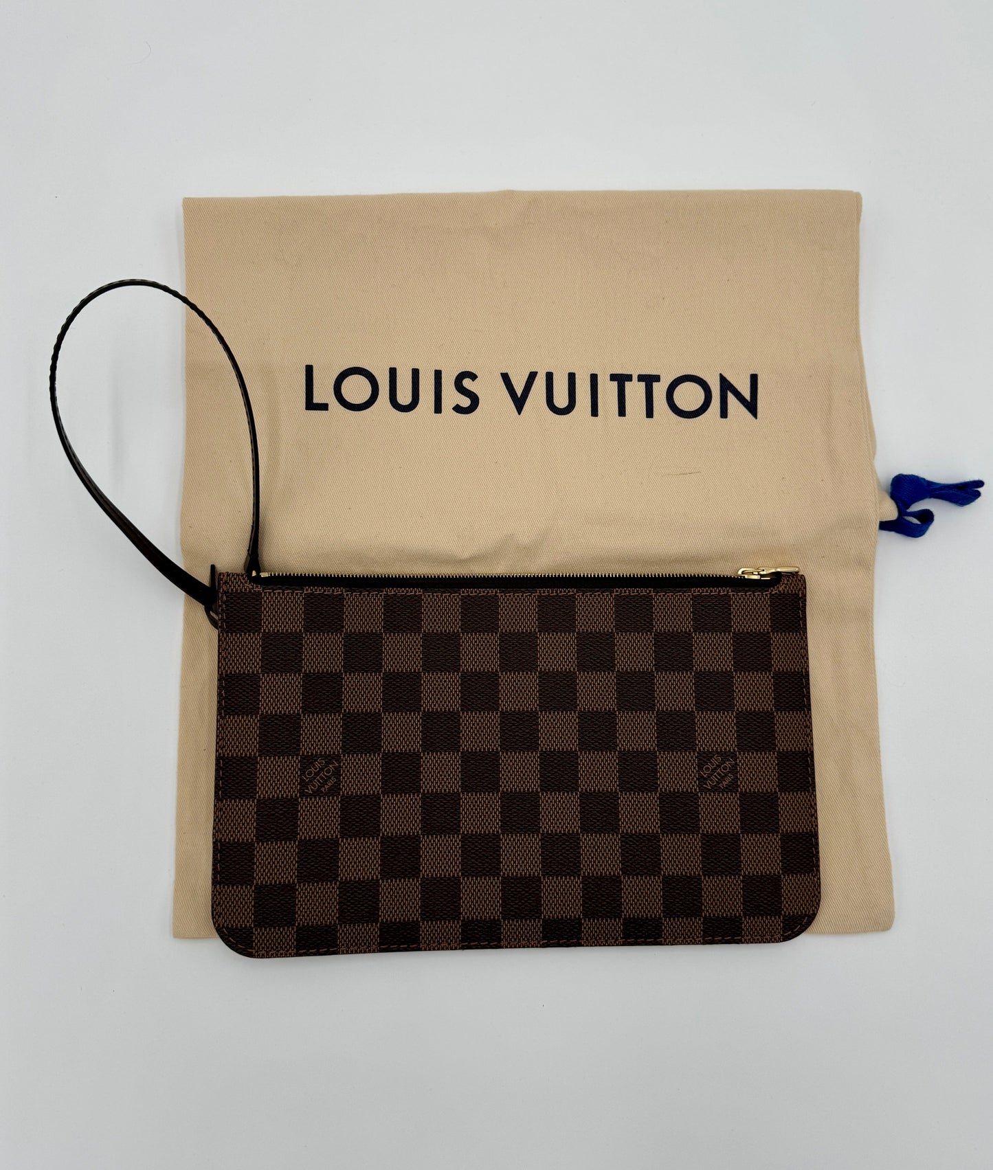 Louis Vuitton Damier Ebene Neverfull Pochette