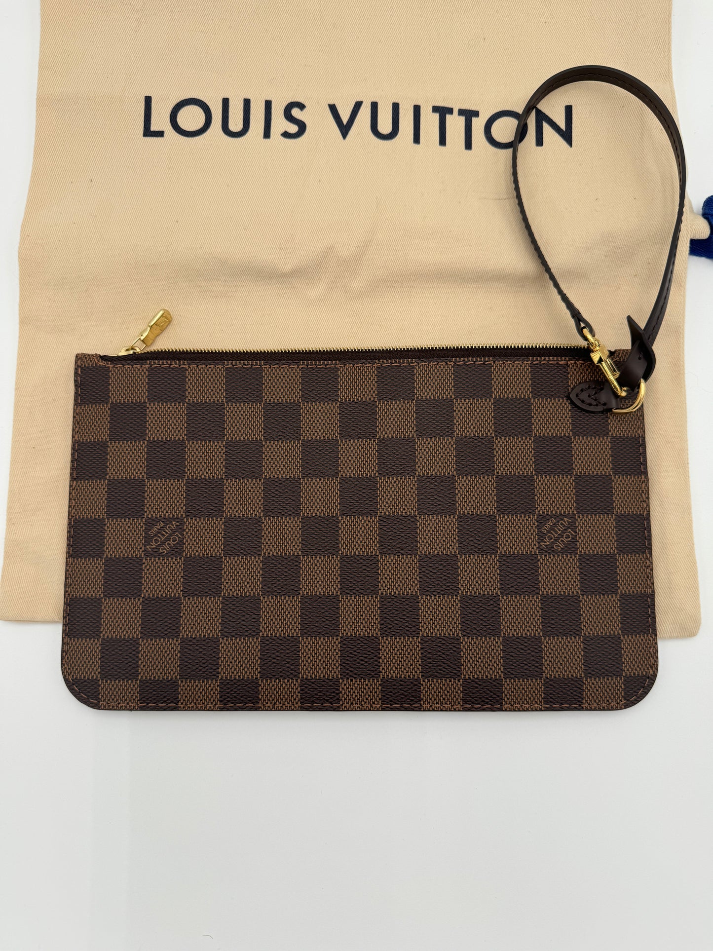 Louis Vuitton Damier Ebene Neverfull Pochette