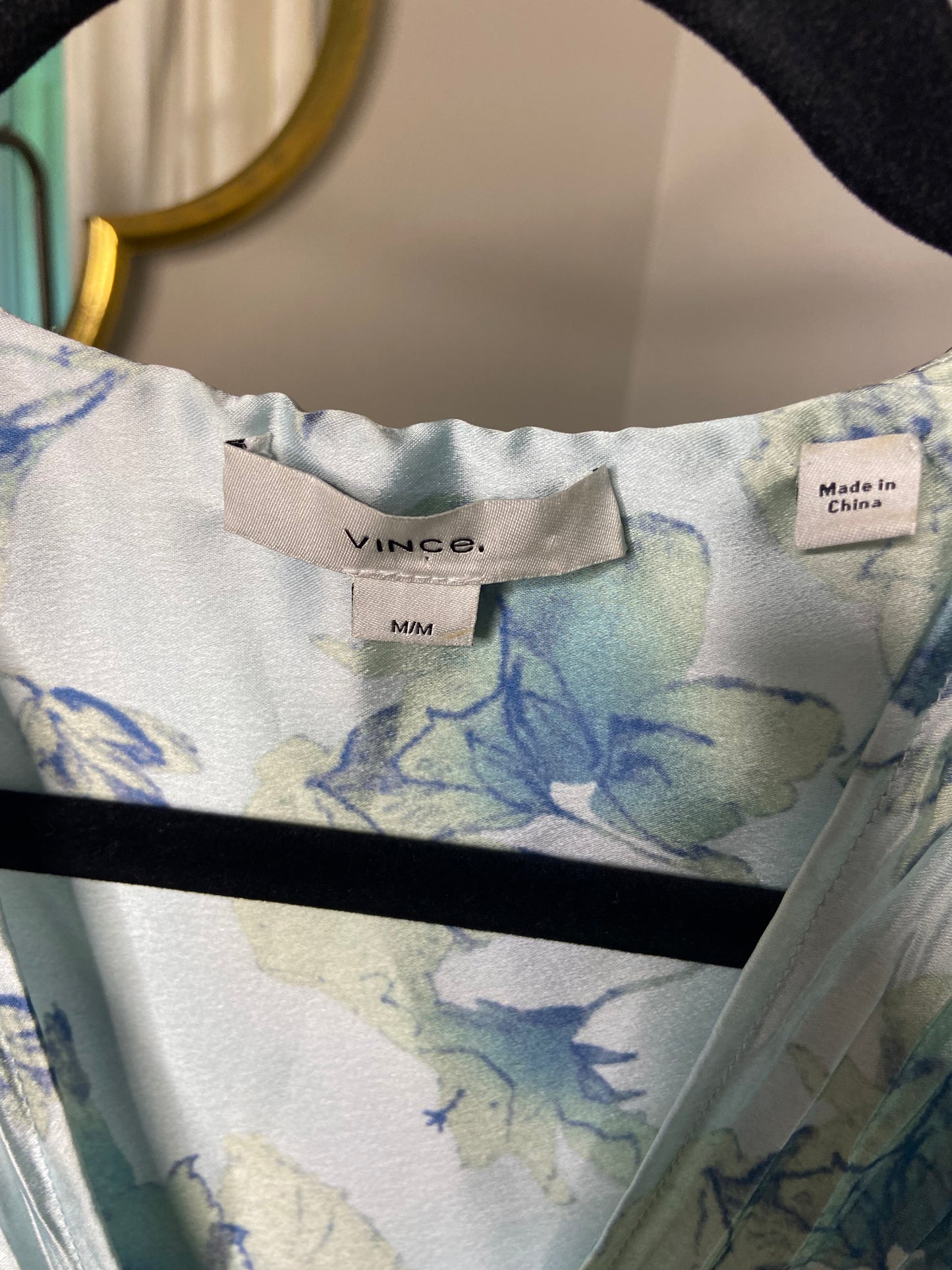 Vince Floral Crushed Cap Sleeve V-Neck Dress size M
