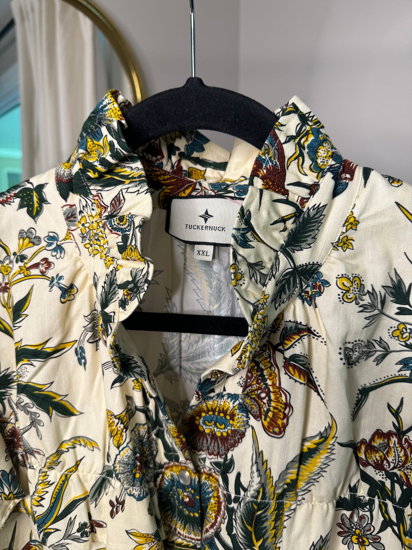 Tuckernuck Sharp Floral Winnie Blouse size XXL