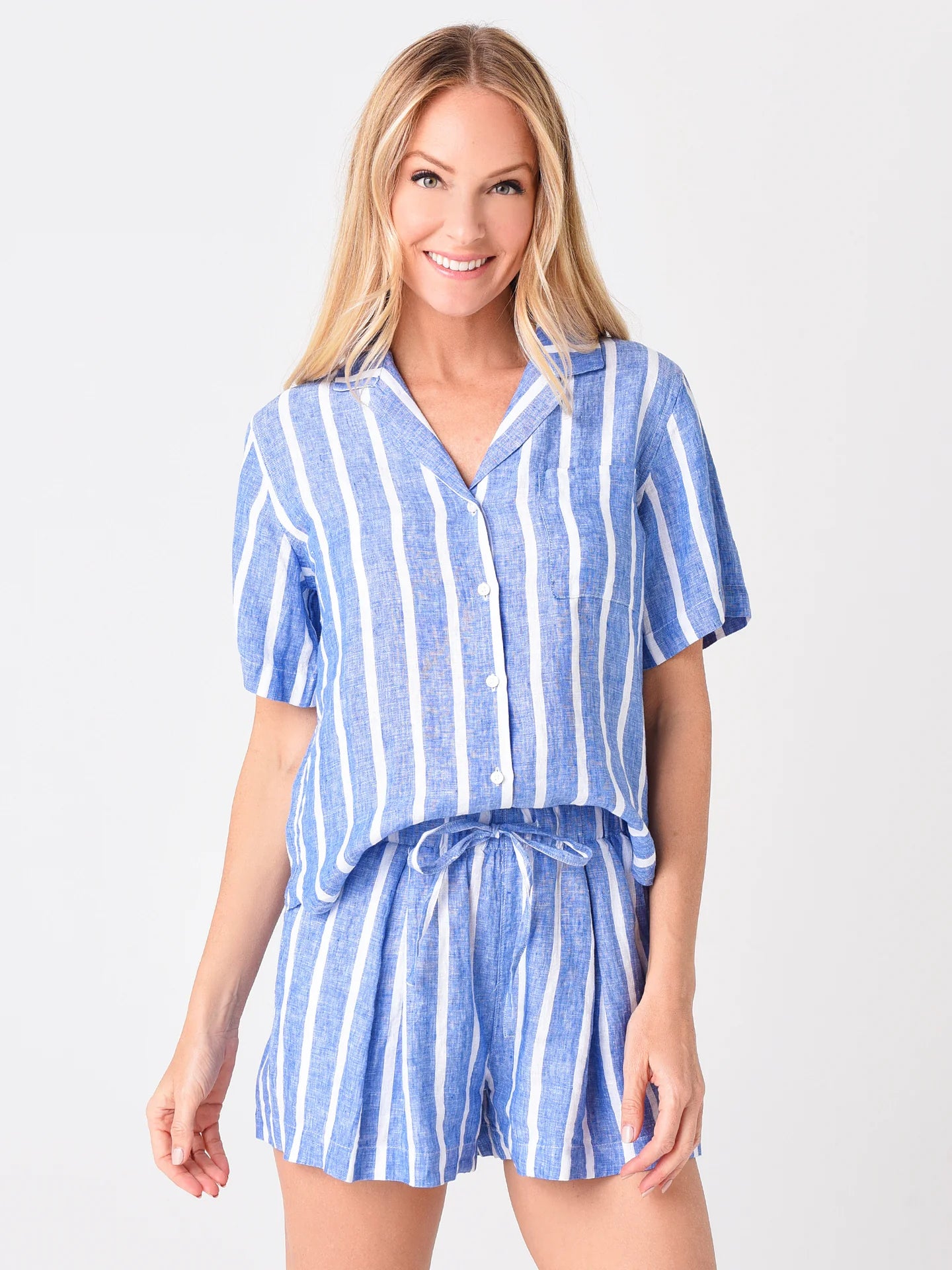 Trovata Set - Margot Short Sleeve Camp Shirt with Lone Shorts size M