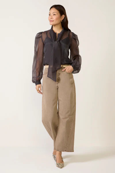 The Shirt The French Bow Shirt size M